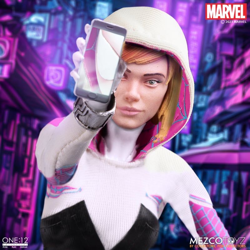 One:12 Collective - Marvel - Ghost-Spider Figure