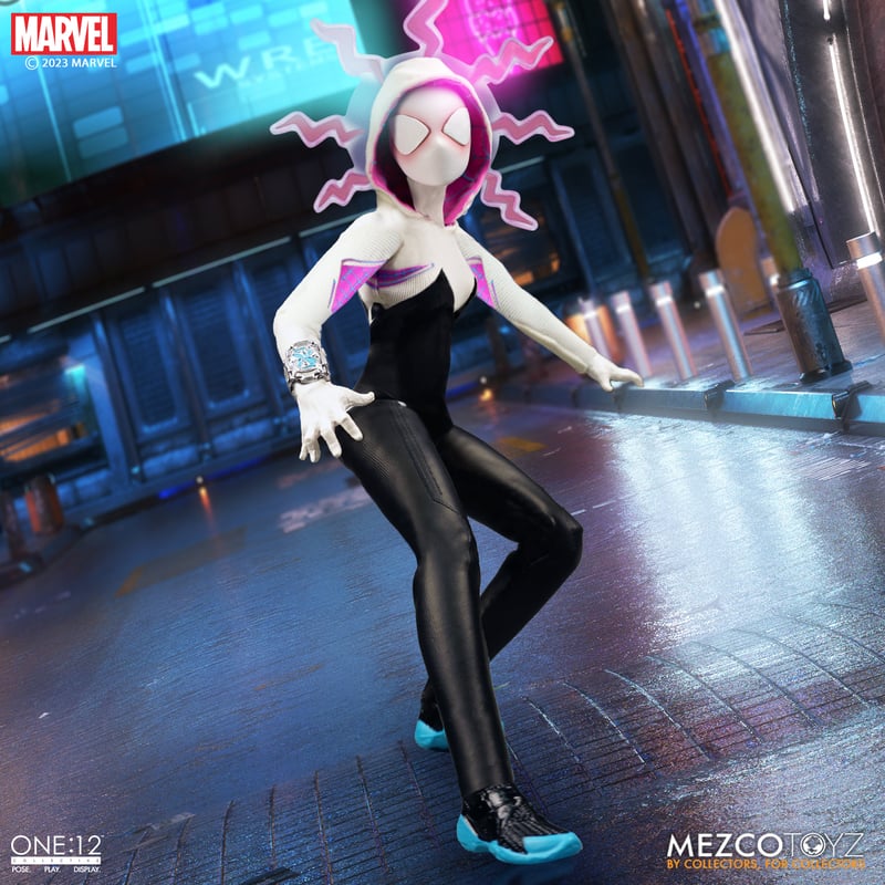 One:12 Collective - Marvel - Ghost-Spider Figure