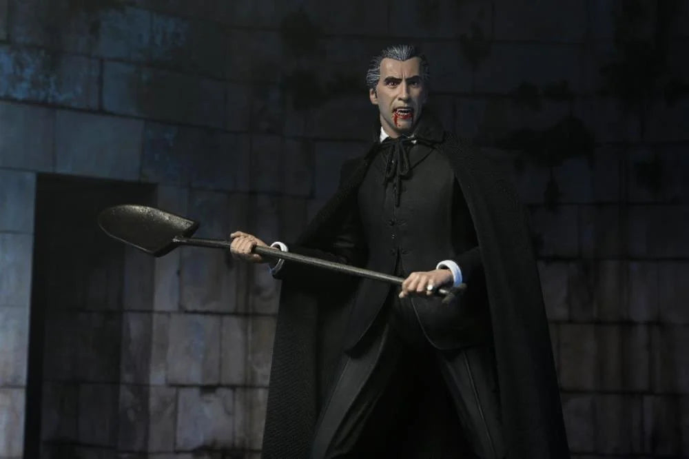 NECA - Hammer Horror: Horror of Dracula (1958) - Ultimate Count Dracula 7" Action Figure