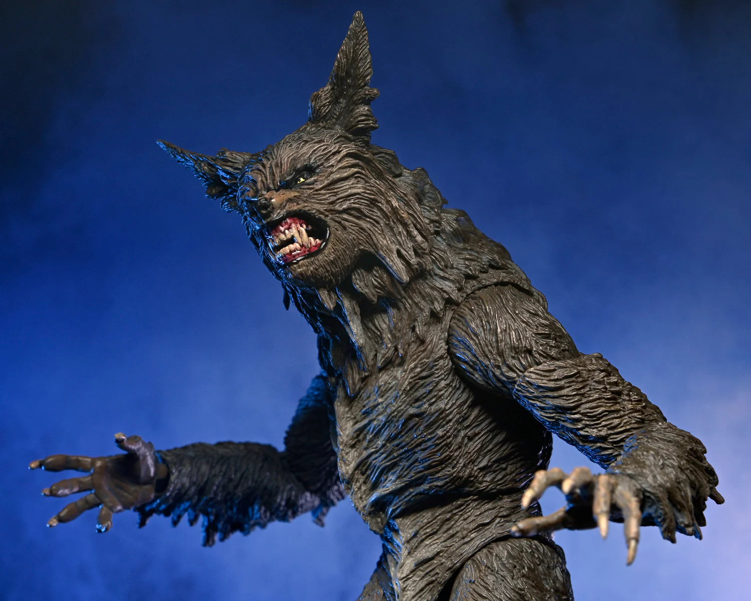 NECA - The Howling - Ultimate Werewolf  9" Scale Action Figure (Pre-Order Ships August 2025)