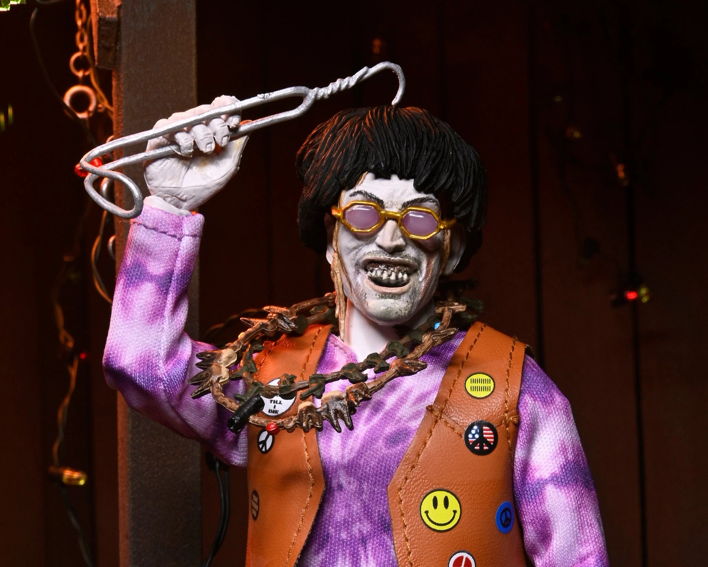 NECA - Texas Chainsaw Massacre 2 - Chop Top 8" Clothed Action Figure (Pre-Order Ships April 2026)