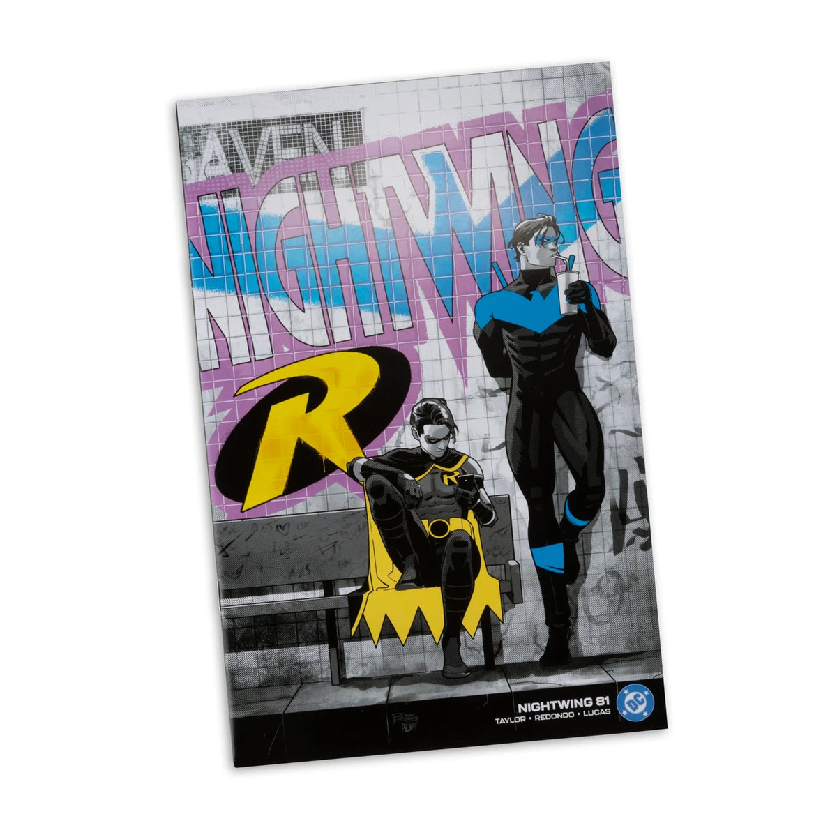 McFarlane - DC Page Punchers: Nightwing #81 - Nightwing 7" Figure with Comic