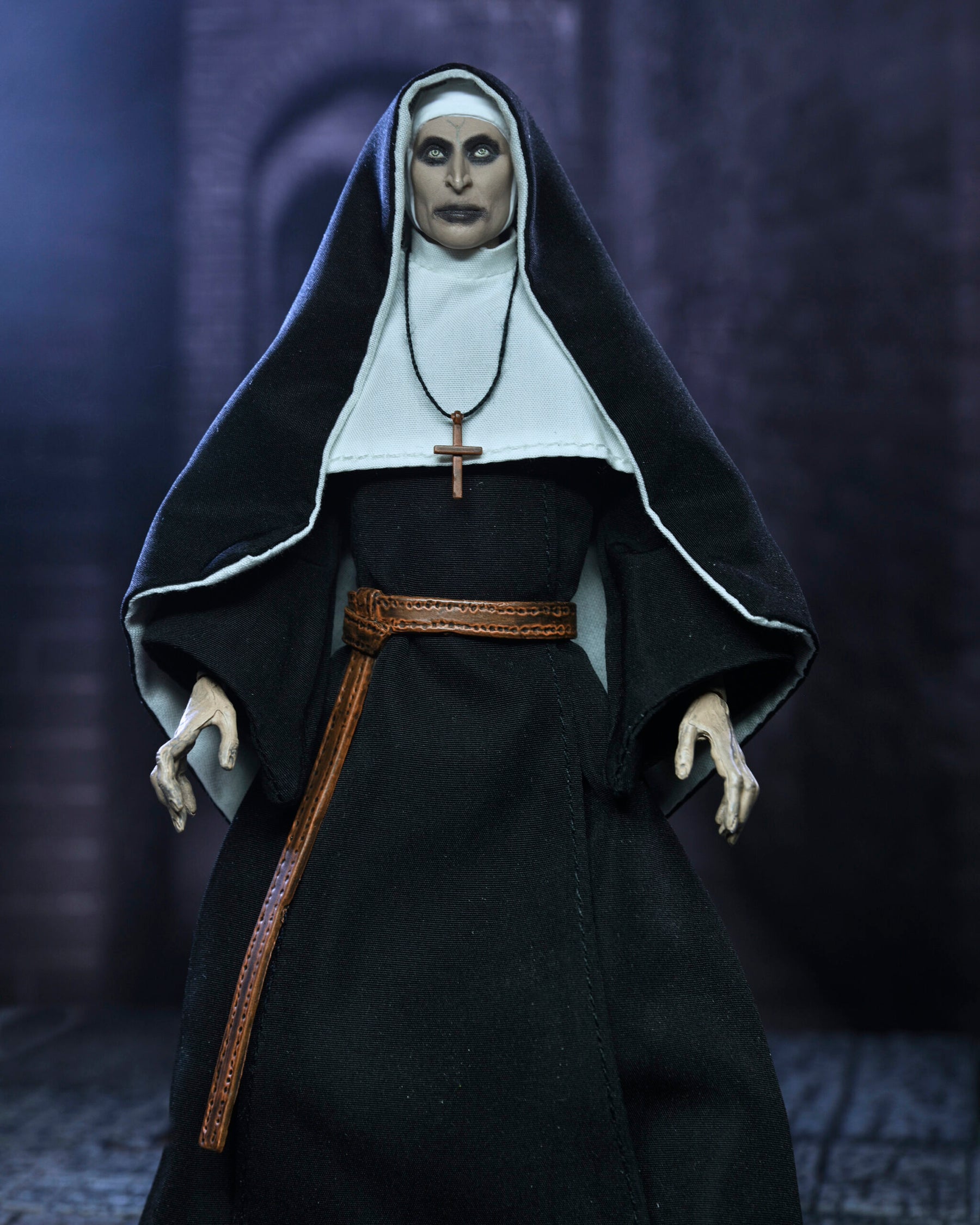 NECA - The Conjuring Universe - Ultimate Valak (The Nun) 7" Action Figure