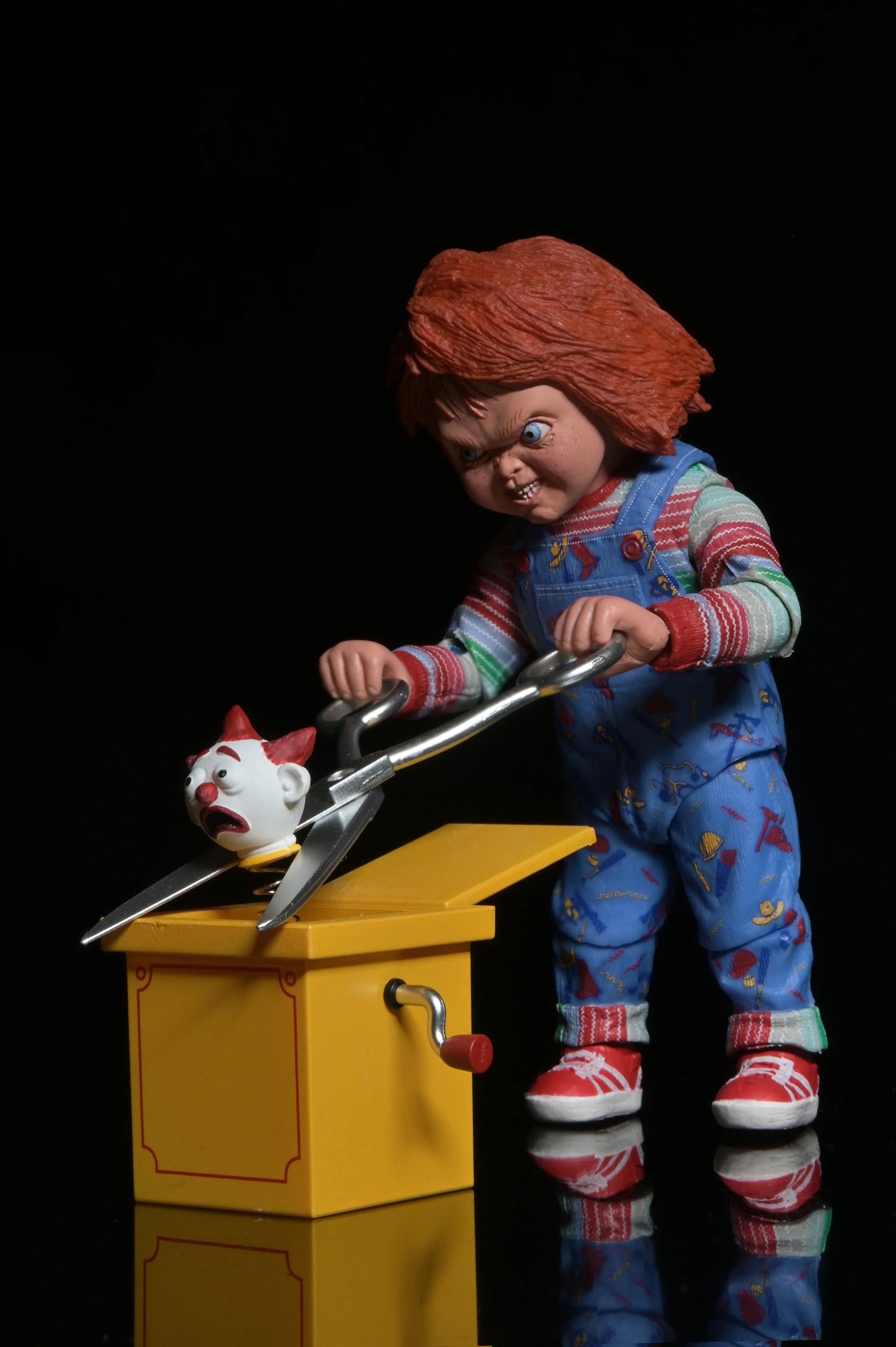 NECA - Child's Play 2 - Ultimate Chucky 7" Scale Action Figure (Pre-Order Ships October 2026)