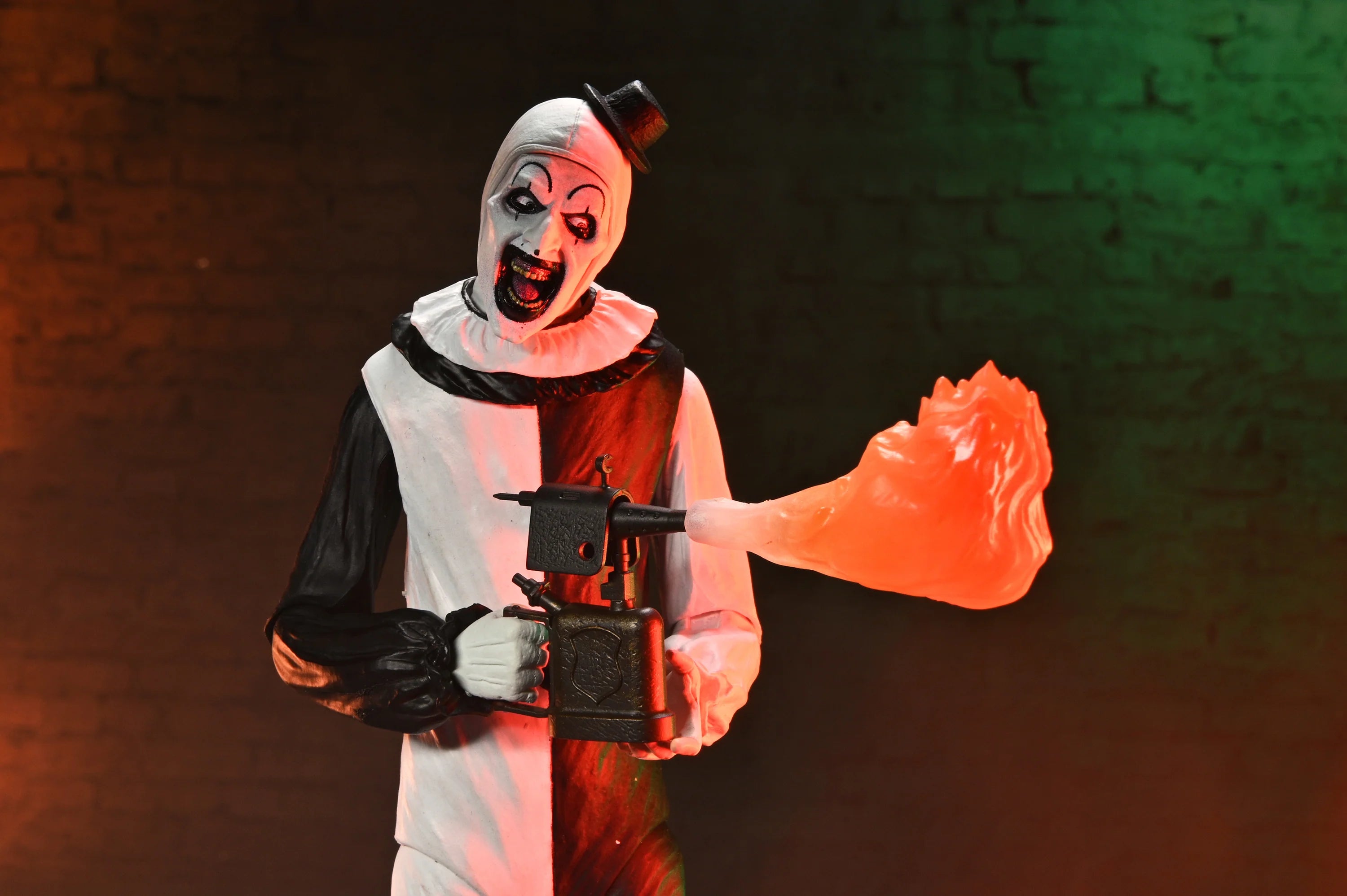 NECA - Terrifier 2 - Ultimate Art the Clown & The Little Pale Girl 7" Scale Action Figure 2-Pack (Pre-Order Ships September 2026)