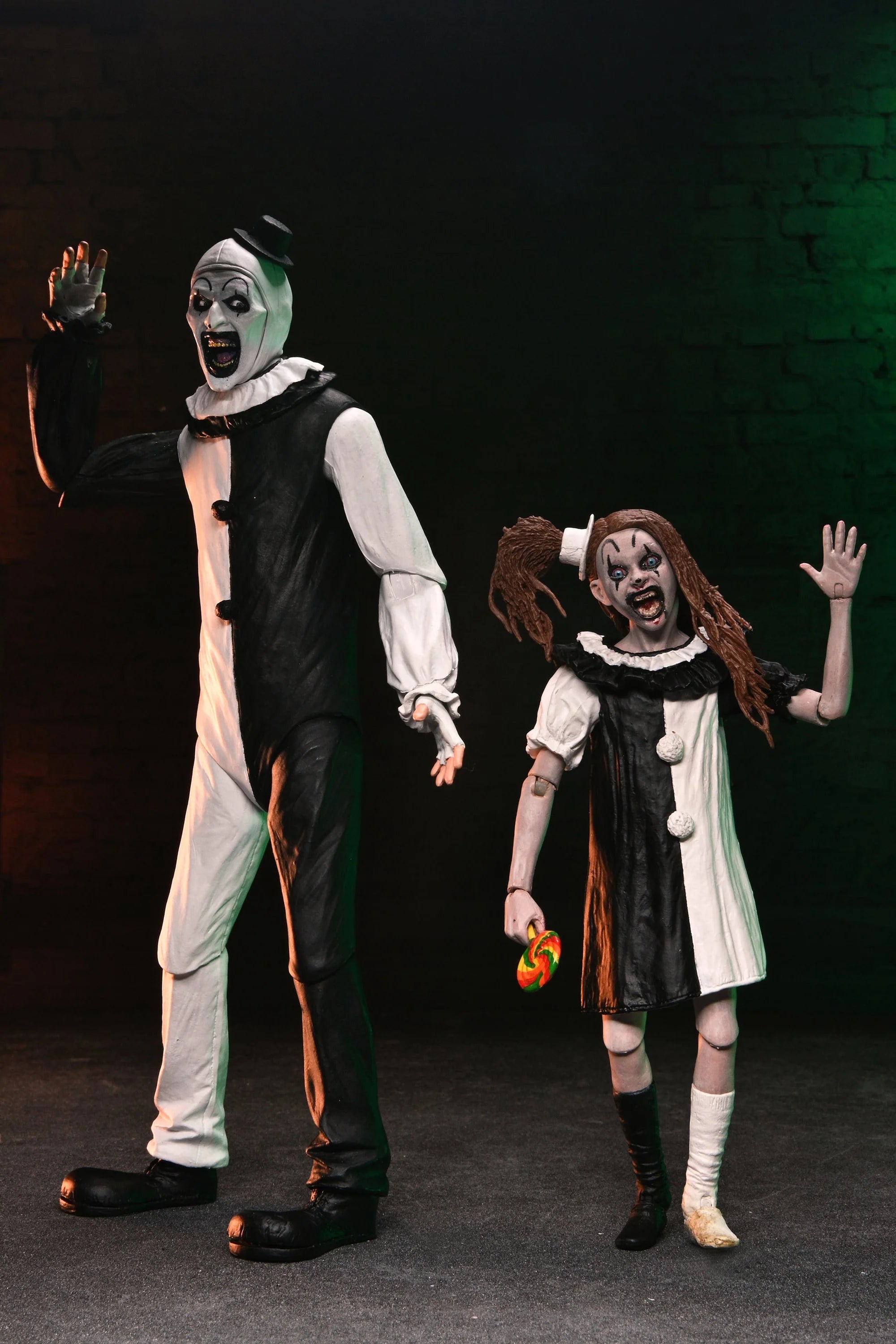NECA - Terrifier 2 - Ultimate Art the Clown & The Little Pale Girl 7" Scale Action Figure 2-Pack (Pre-Order Ships September 2026)
