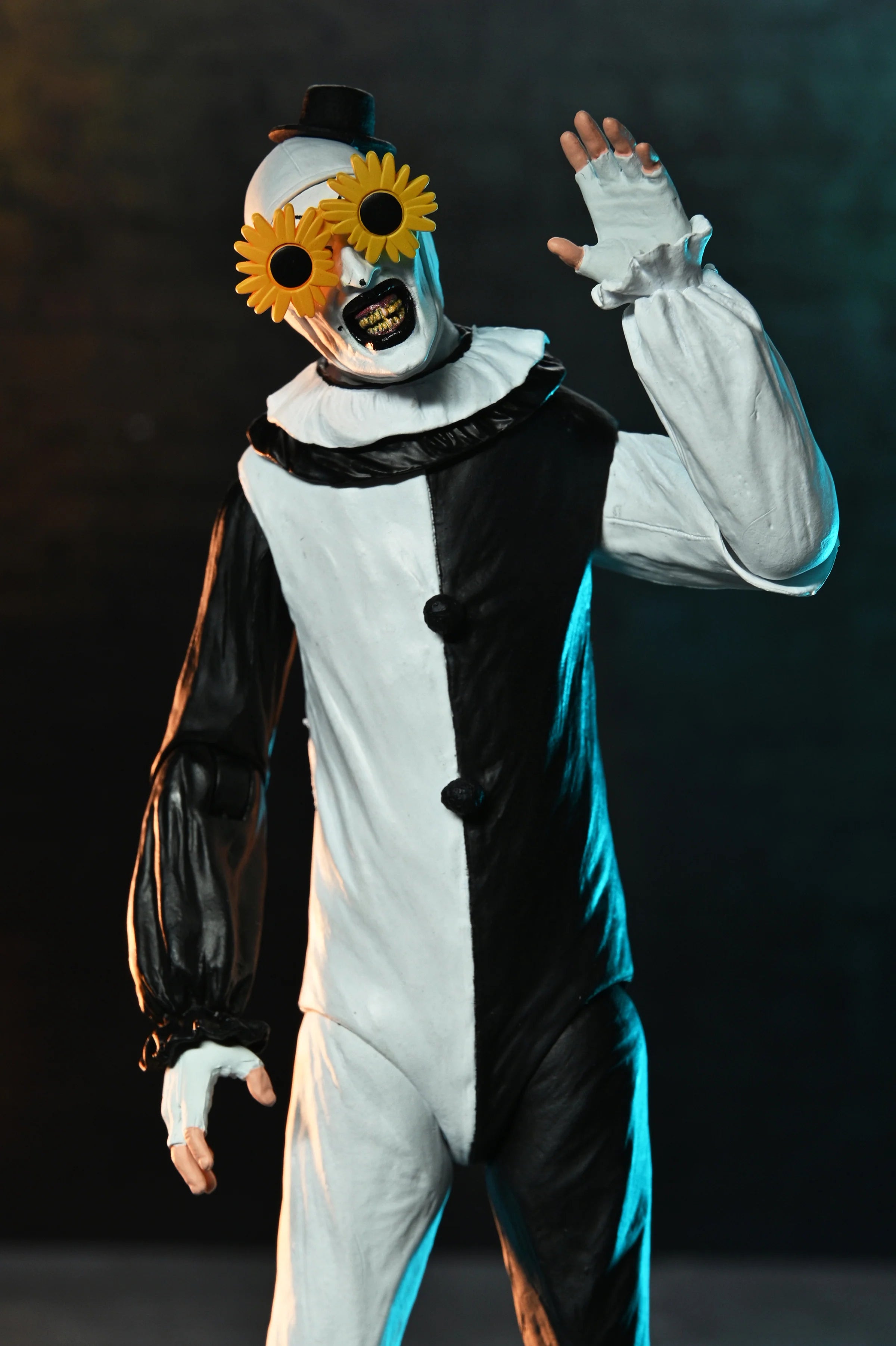 NECA - Terrifier 2 - Ultimate Art the Clown & The Little Pale Girl 7" Scale Action Figure 2-Pack (Pre-Order Ships September 2026)