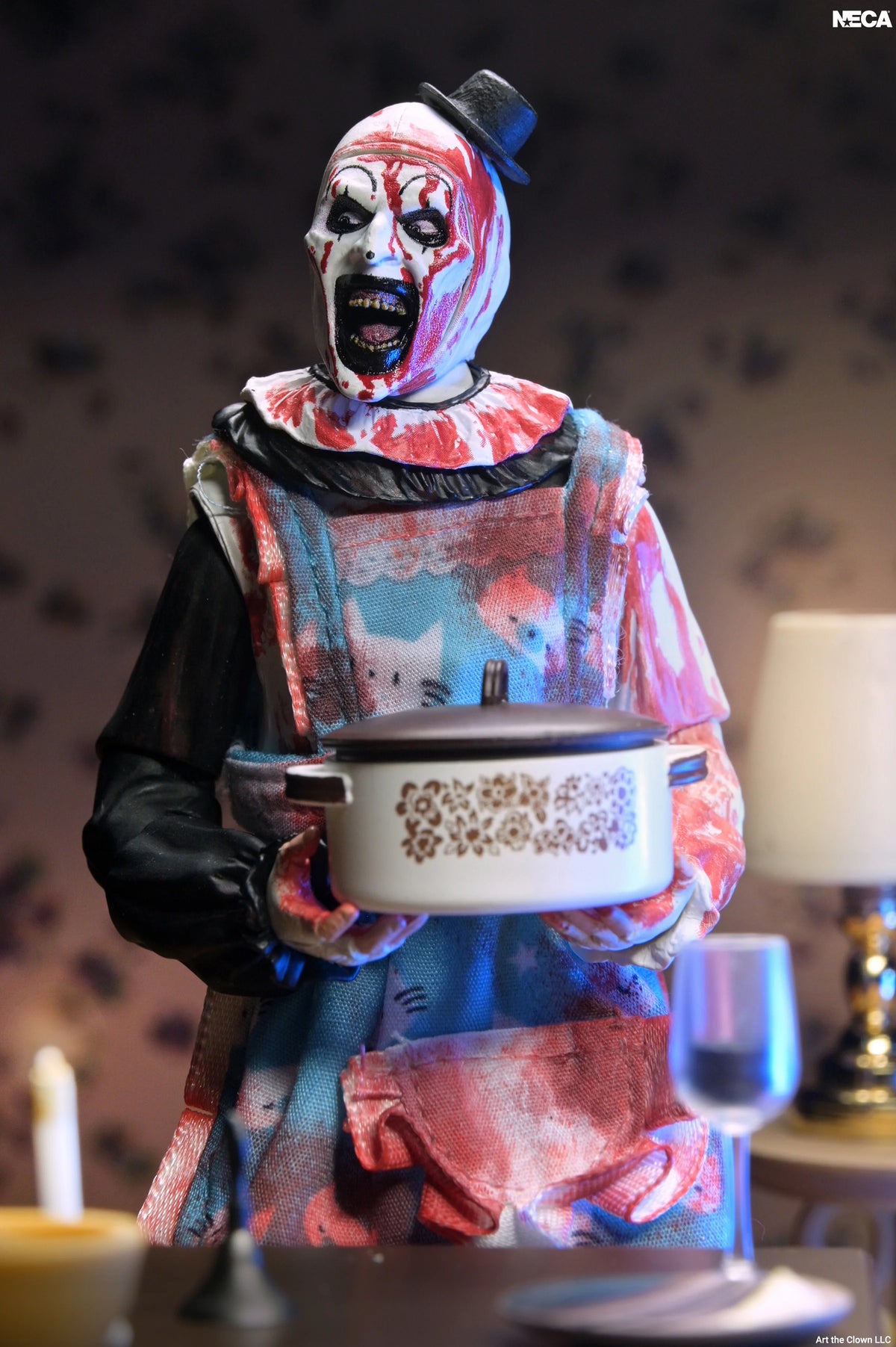 NECA - Terrifier 2 - Ultimate Thanksgiving Art the Clown 7" Scale Action Figure