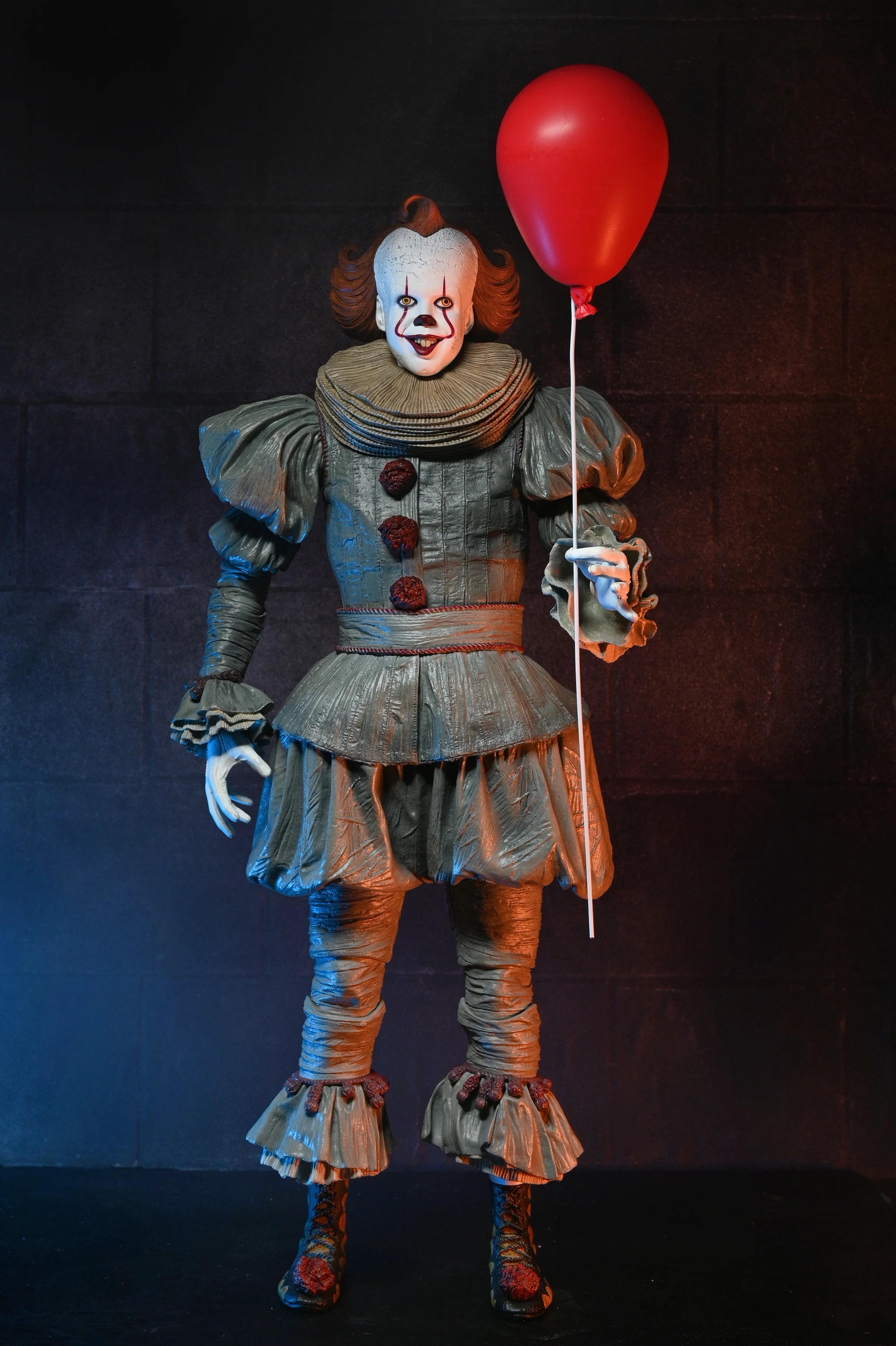 NECA - IT: Welcome to Derry - Pennywise 1/4 Scale Action Figure