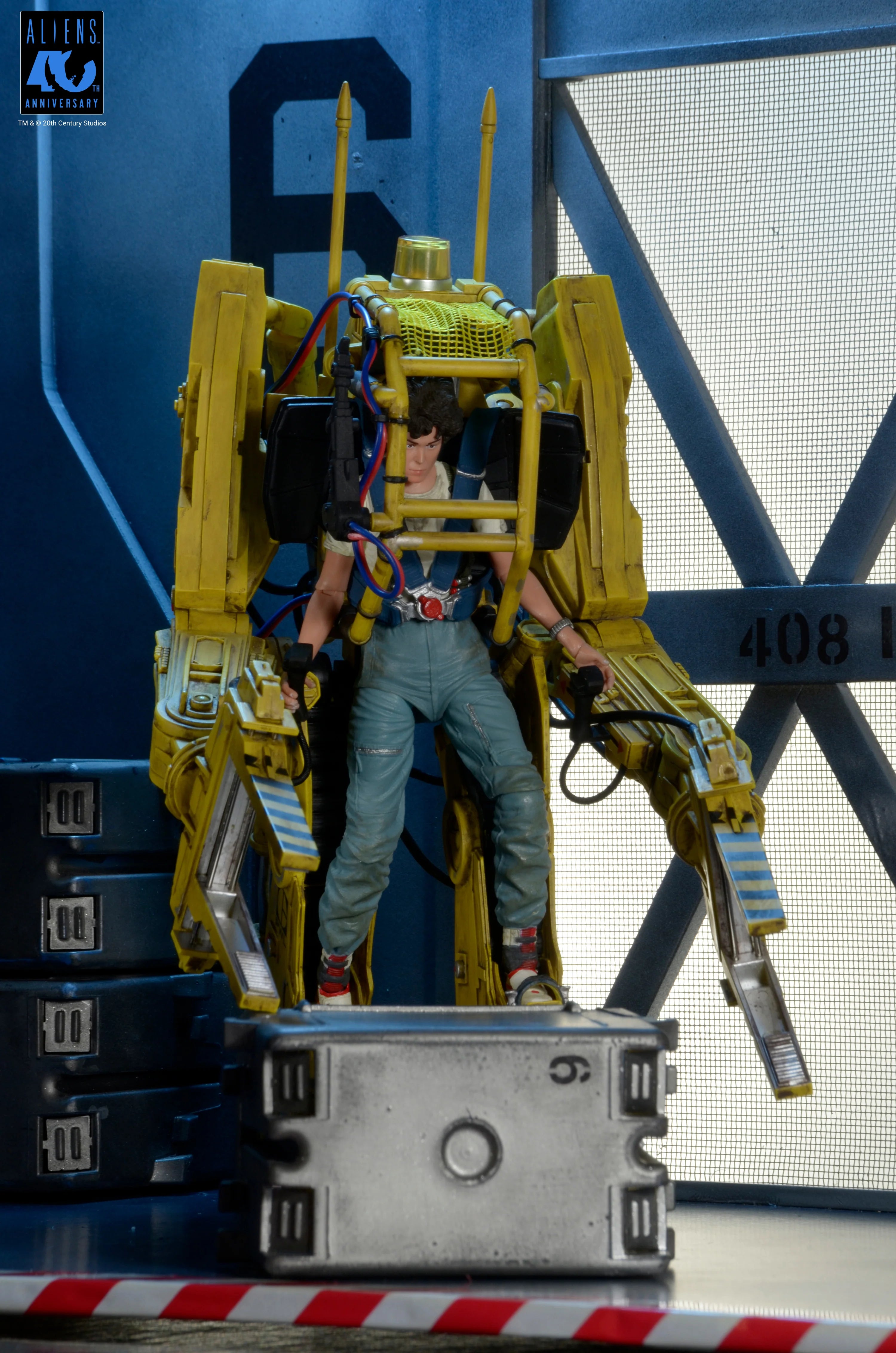 NECA - Alien: 40th Anniversary - Power Loader (P-5000) Deluxe Vehicle (Pre-Order Ships September 2026)