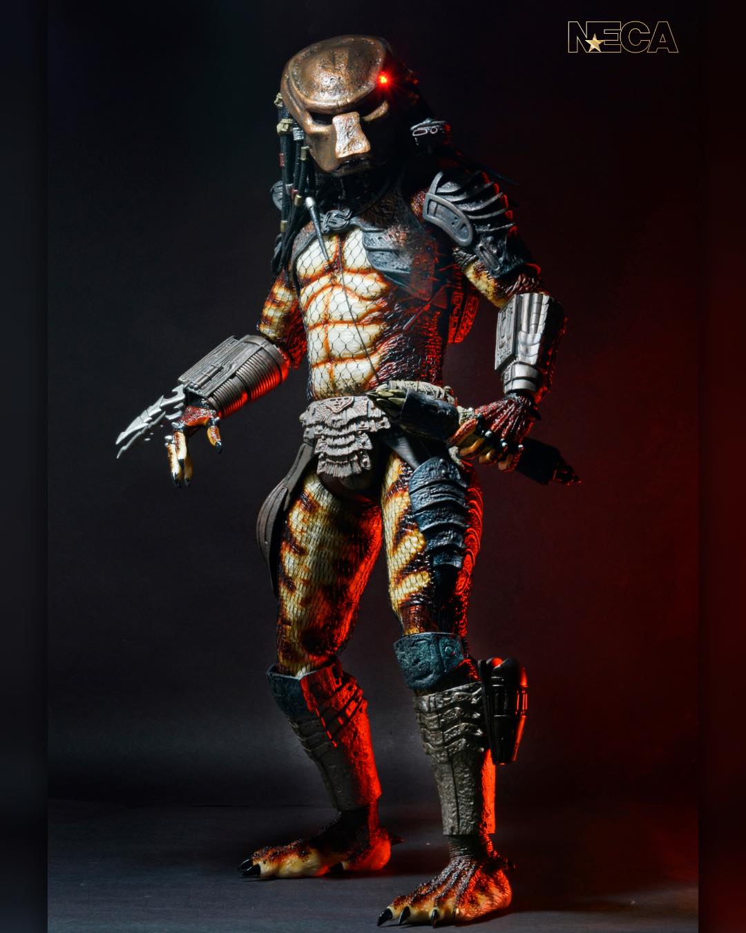 NECA - Predator 2 - City Hunter Predator with LED Lights 1/4 Scale Action Figure (Pre-Order Ships November 2025)