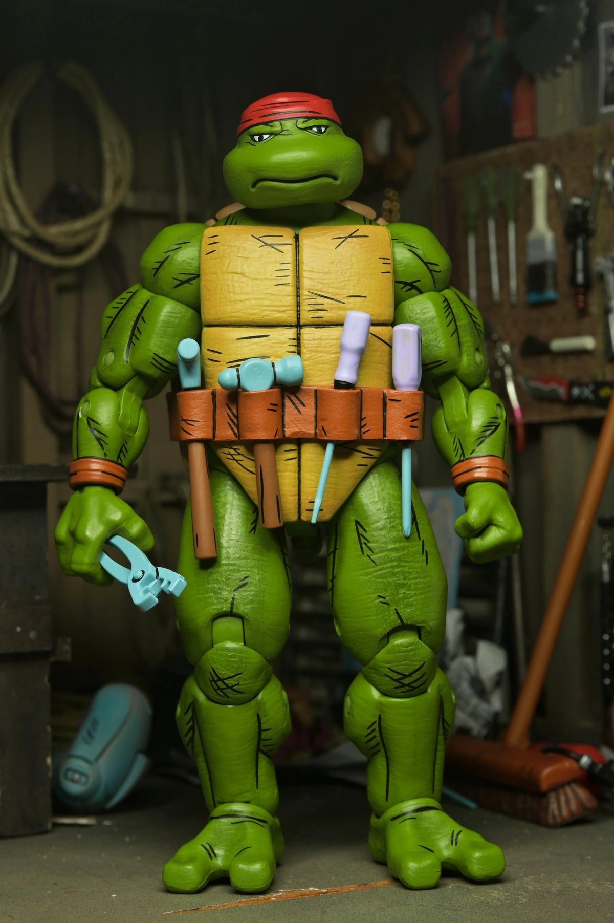 NECA - TMNT: Mirage Comics - Handyman Donatello 7" Scale Action Figure (Pre-Order Ships June 2025)
