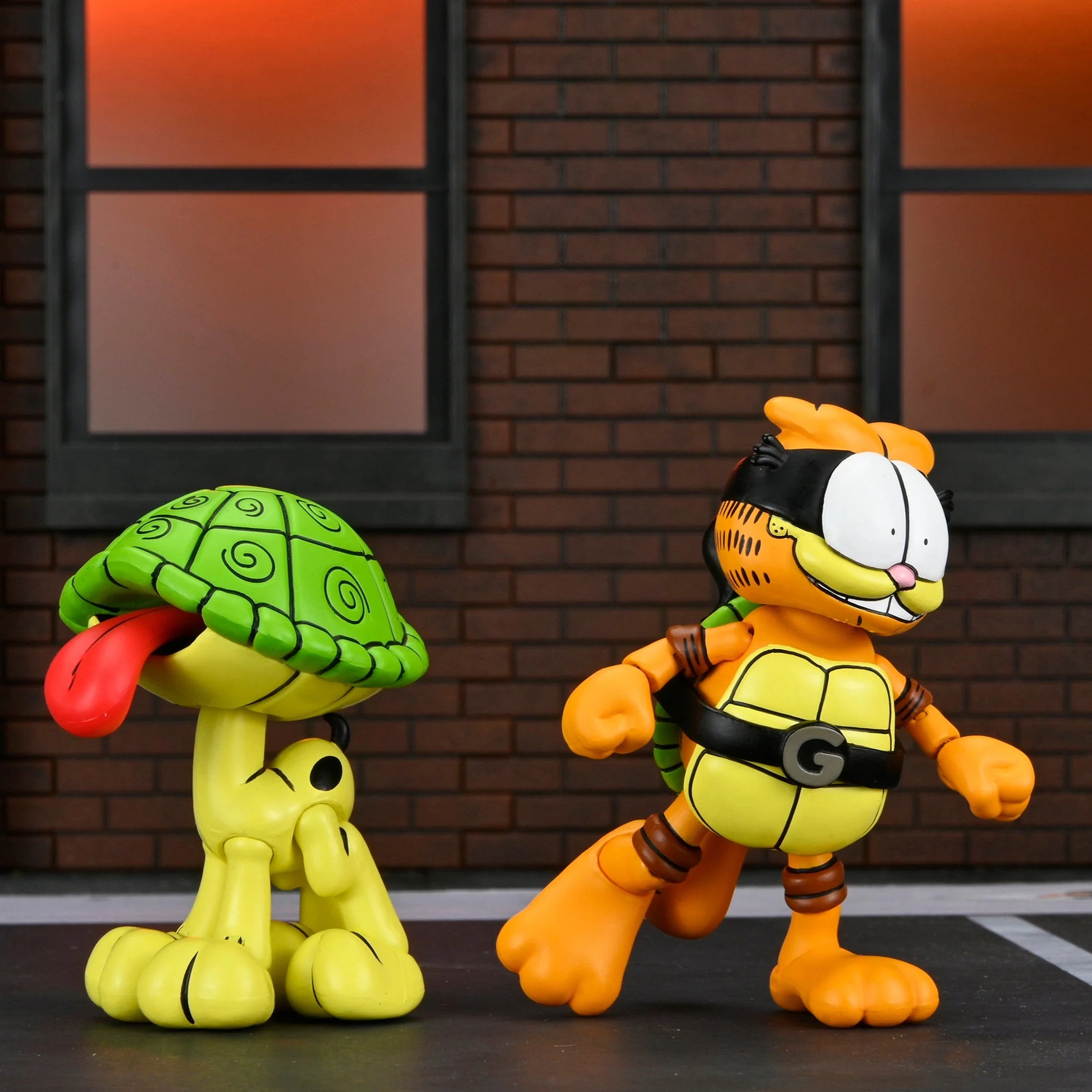 NECA - TMNT: Mirage Comics X Garfield - Ultimate Garfello & Odie 7" Scale Action Figure