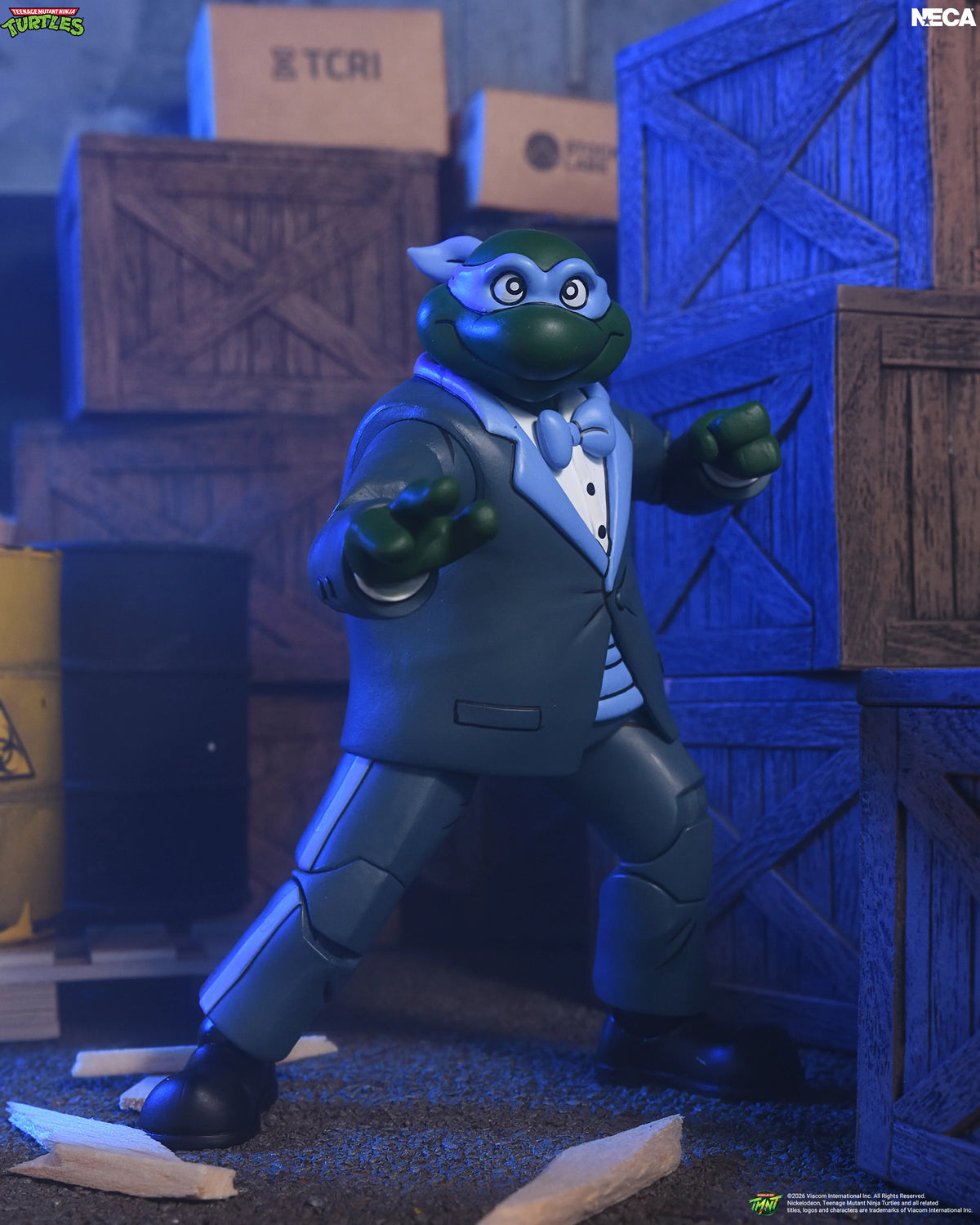 NECA - TMNT (1987 Cartoon) - Ultimate Tuxedo Leonardo 7" Scale Action Figure