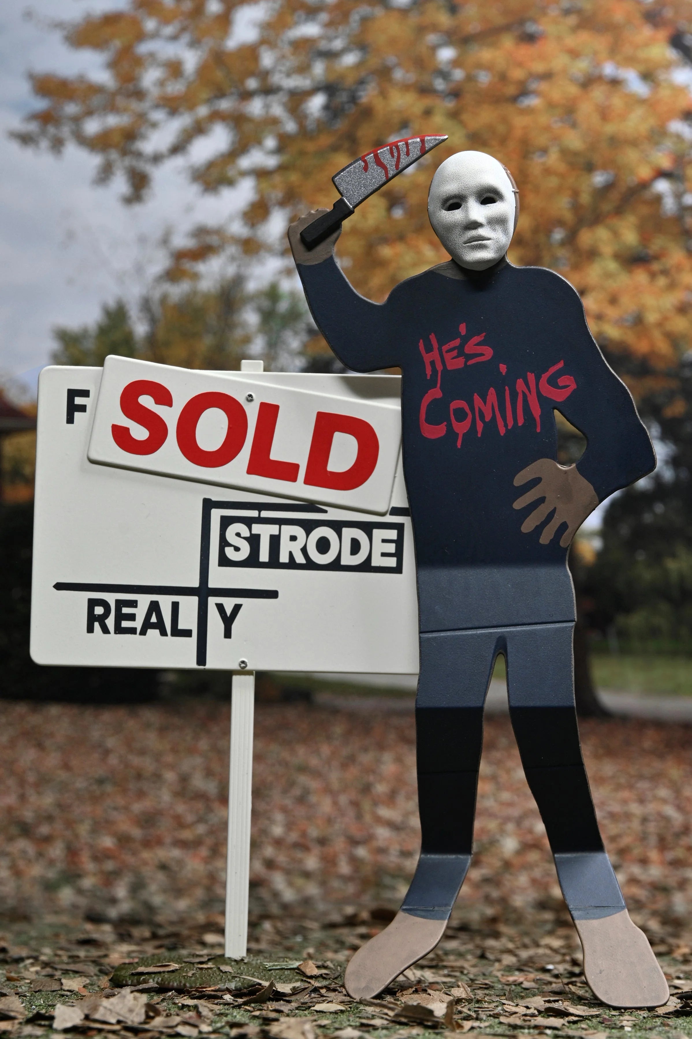 NECA - Halloween: The Curse of Michael Myers - Ultimate Michael Myers 7" Scale Action Figure