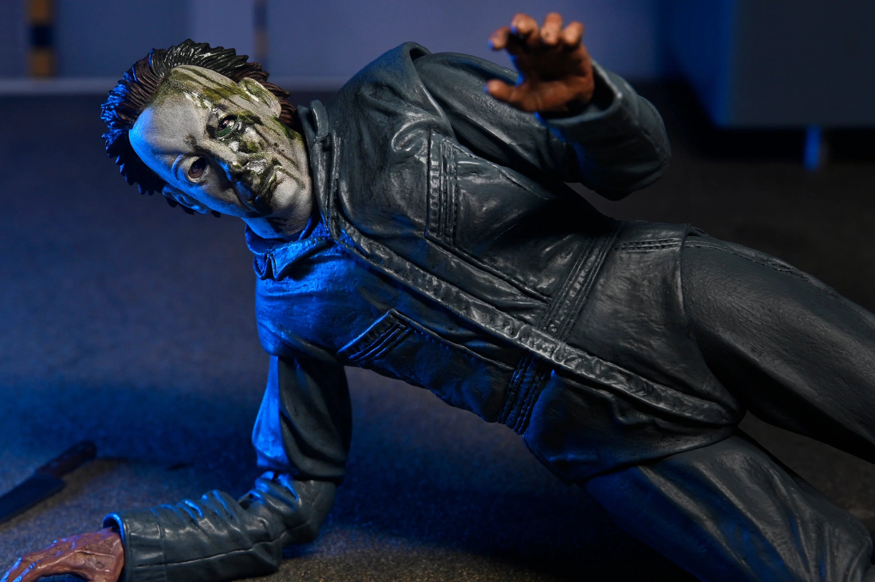NECA - Halloween: The Curse of Michael Myers - Ultimate Michael Myers 7" Scale Action Figure