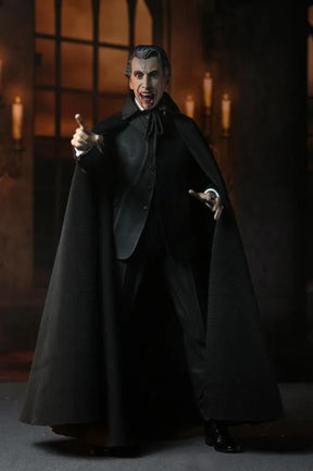 NECA - Hammer Horror: Horror of Dracula (1958) - Ultimate Count Dracula 7" Action Figure