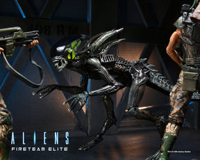 NECA - Aliens: Fireteam Elite - Ultimate Spitter Alien 7" Scale Action Figure