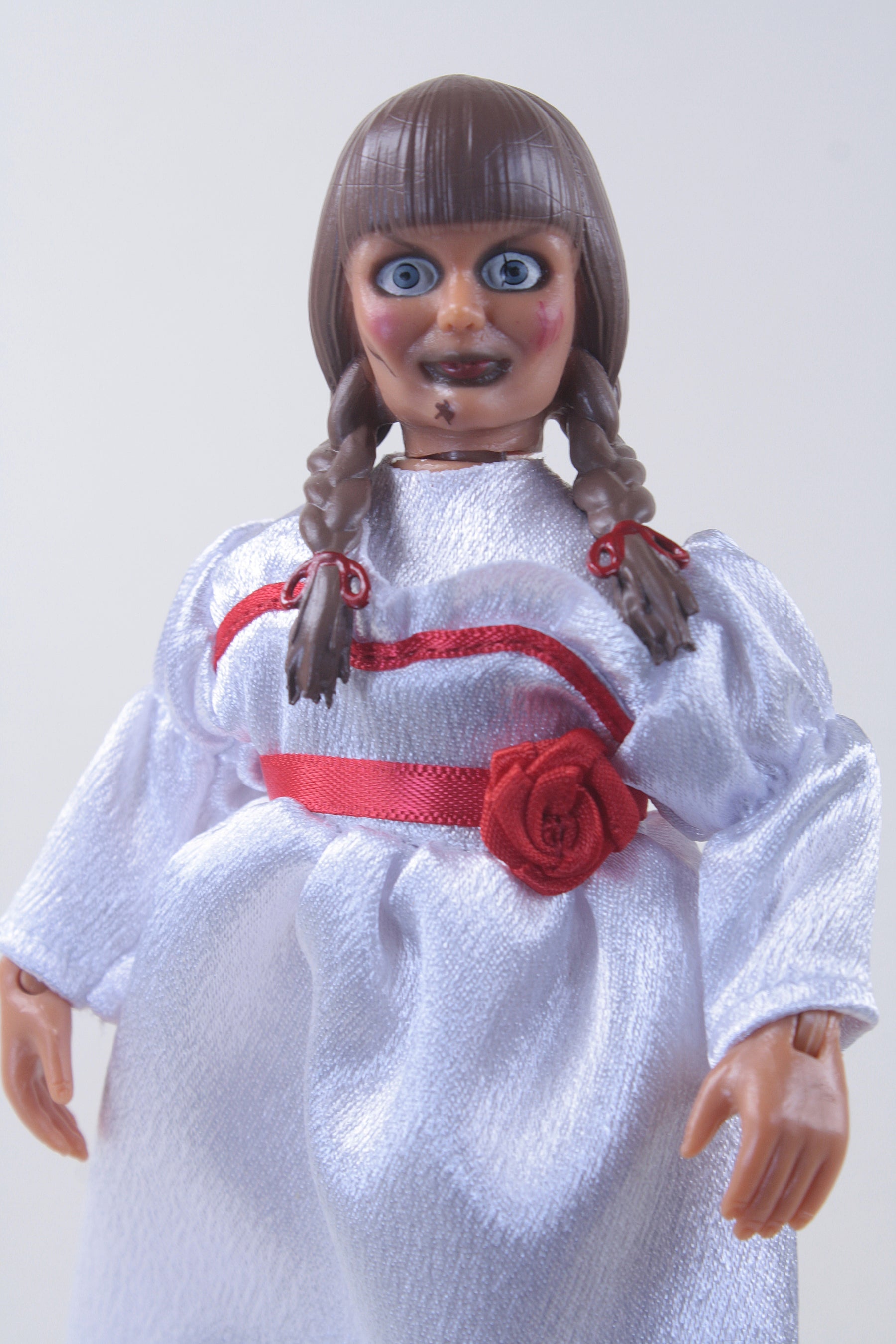 Mego Horror Wave 18 - The Conjuring Universe - Annabelle Comes Home 8" Action Figure