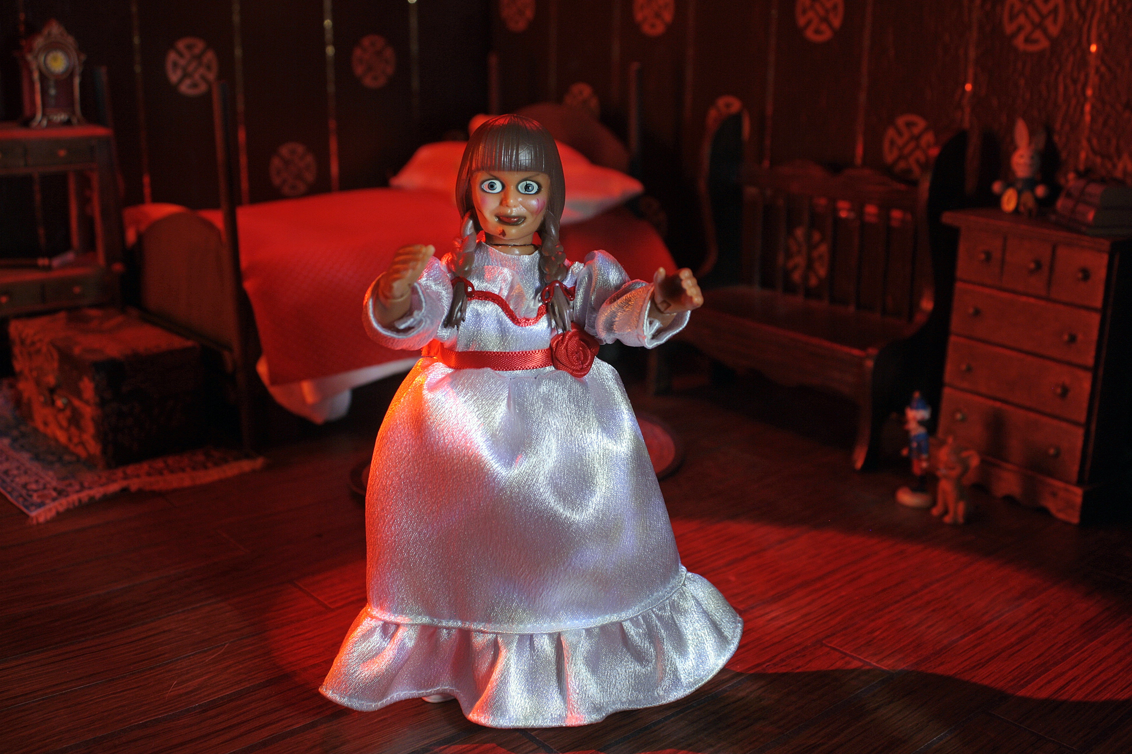 Mego Horror Wave 18 - The Conjuring Universe - Annabelle Comes Home 8" Action Figure