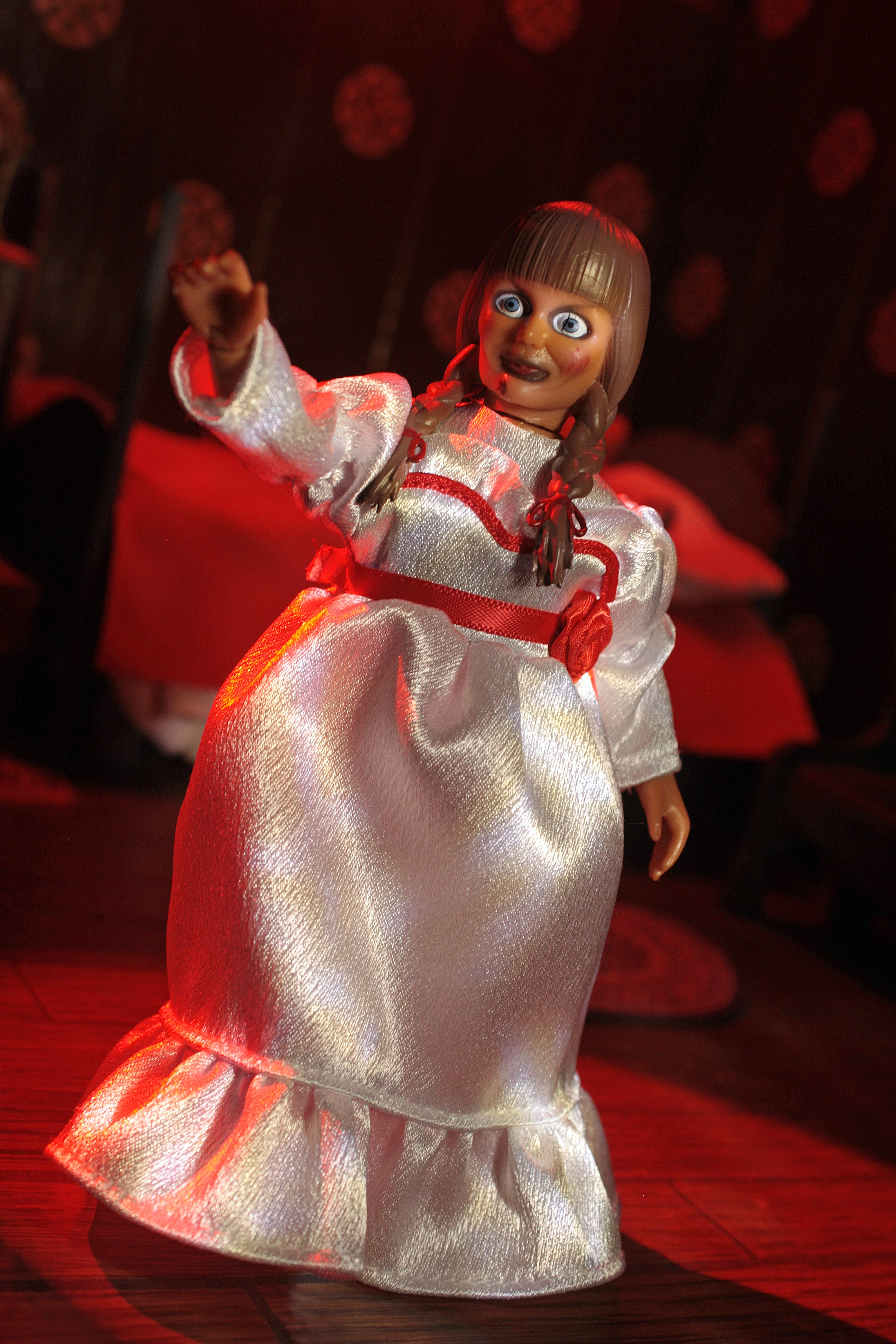 Mego Horror Wave 18 - The Conjuring Universe - Annabelle Comes Home 8" Action Figure