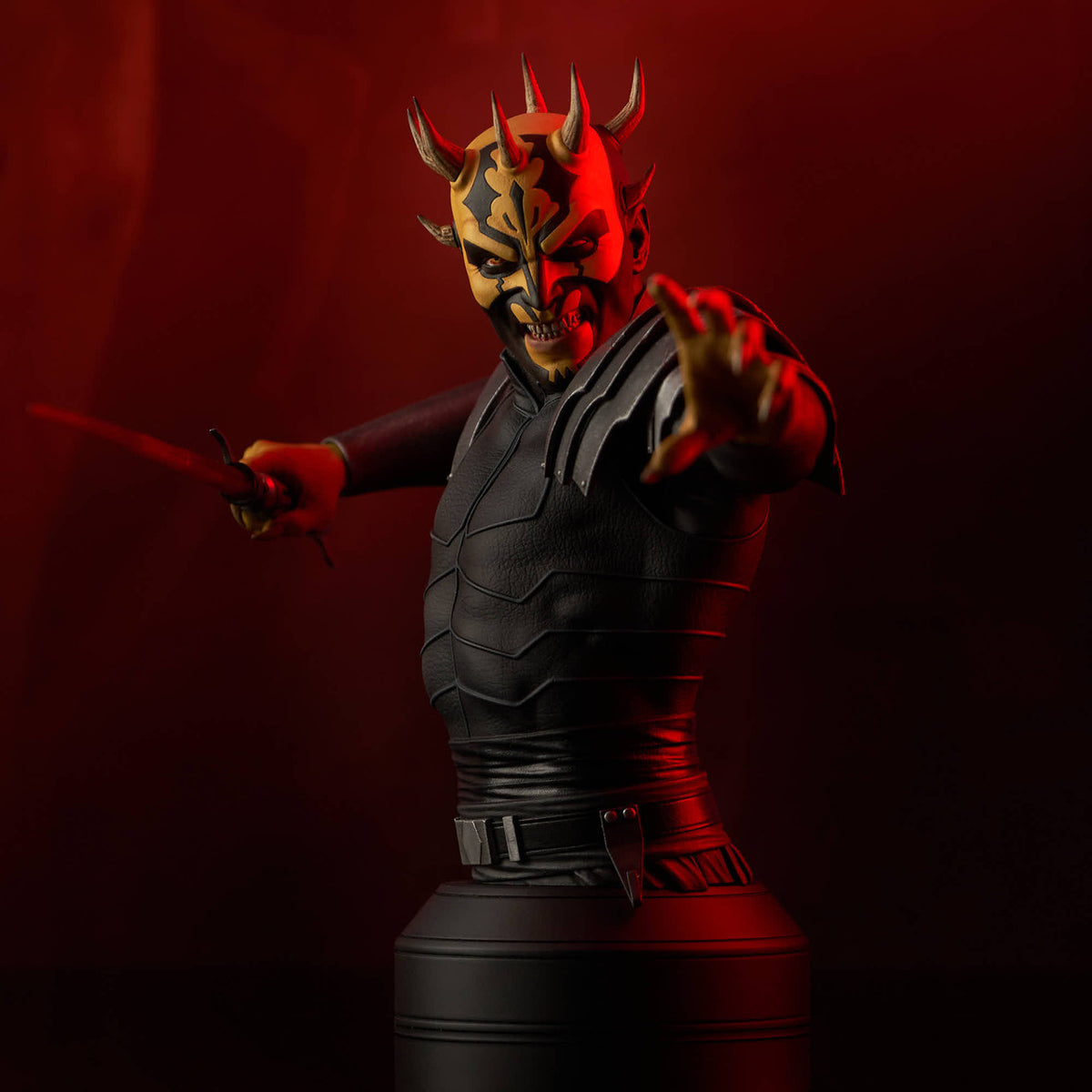 DIAMOND SELECT - Star Wars: The Clone Wars Savage Press 1/6 Scale Limited Edition Bust