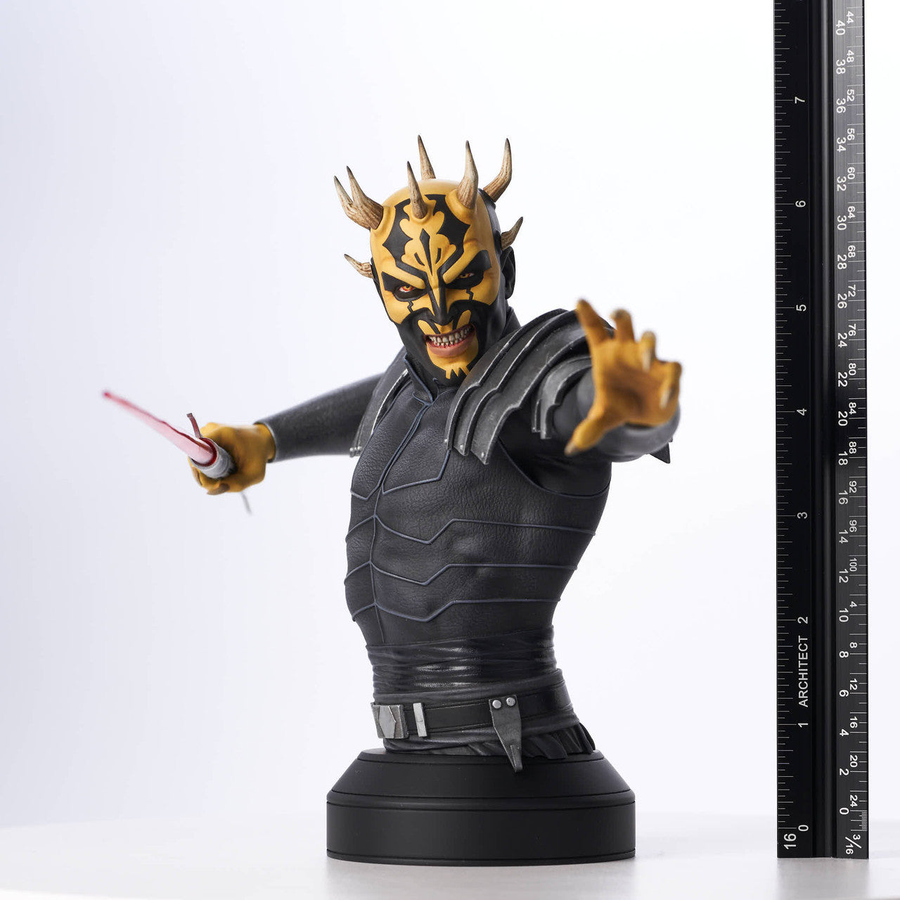 DIAMOND SELECT - Star Wars: The Clone Wars Savage Opress 1/6 Scale Limited Edition Bust