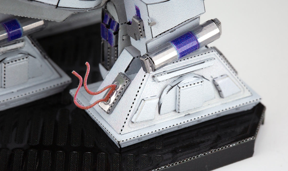 Metal Earth - Premium Series - Star Wars: R2-D2 Model Kit