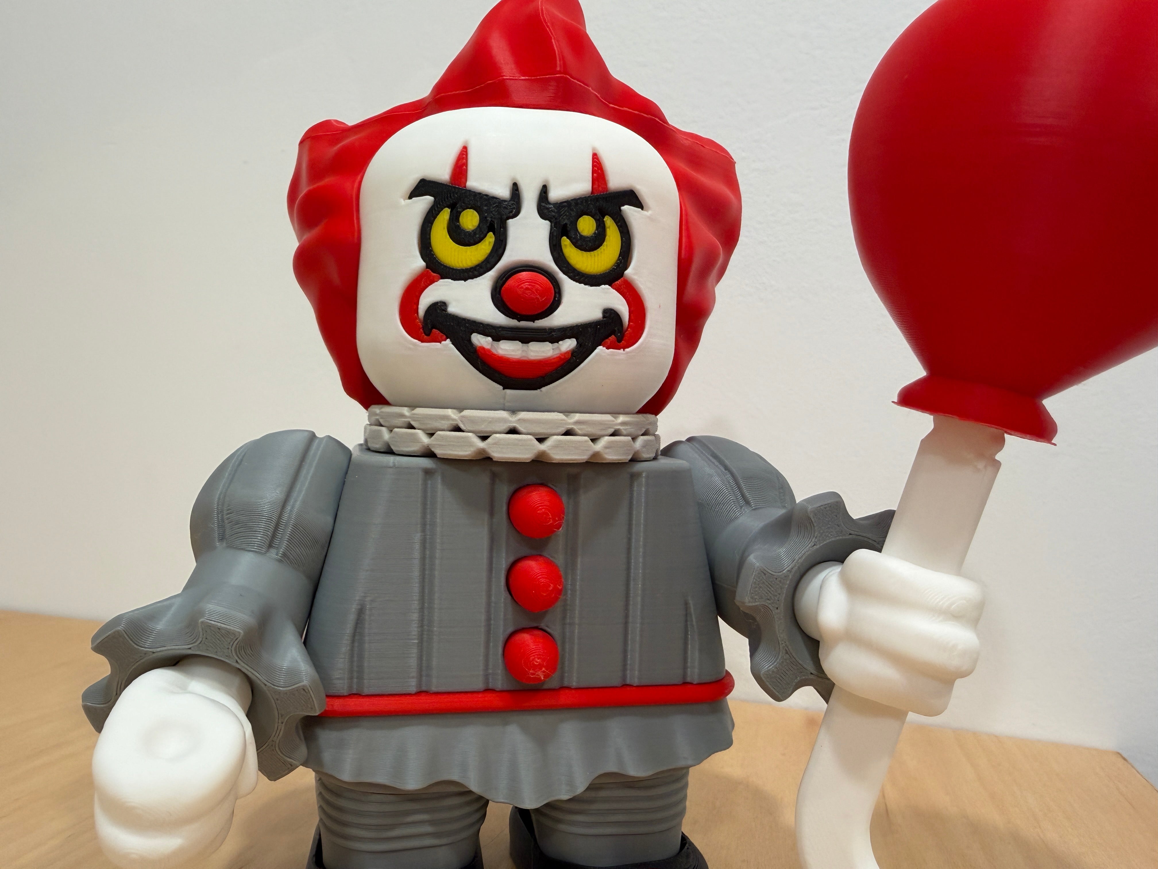 Pennywise 3D Printed Display Figure – Horror Collector Piece