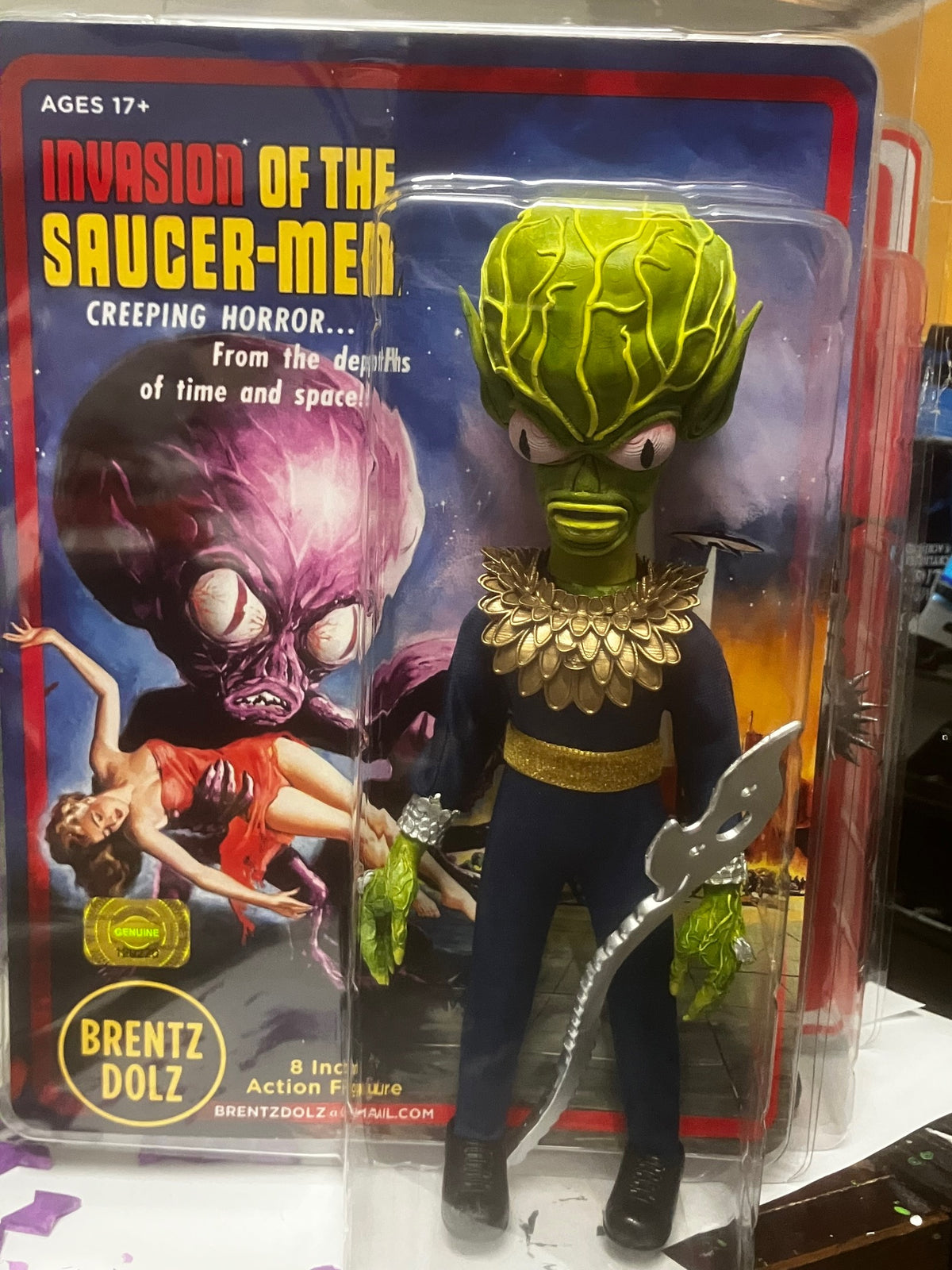Brentz Dolz Invasion Of The Saucer-Men - Green Alien (Navy Blue Suit) 8" Art Action Figure