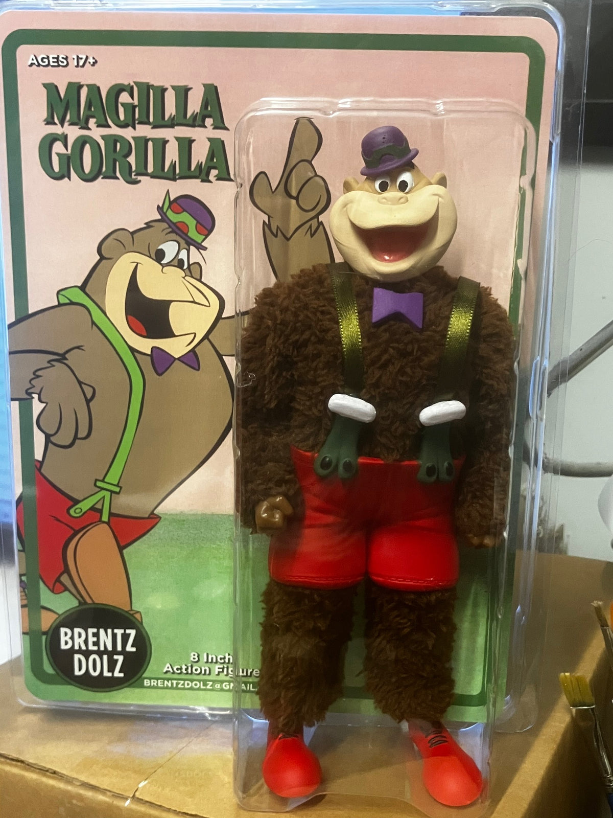 Brentz Dolz Hanna-Barbera - Magilla Gorilla 8" Art Action Figure