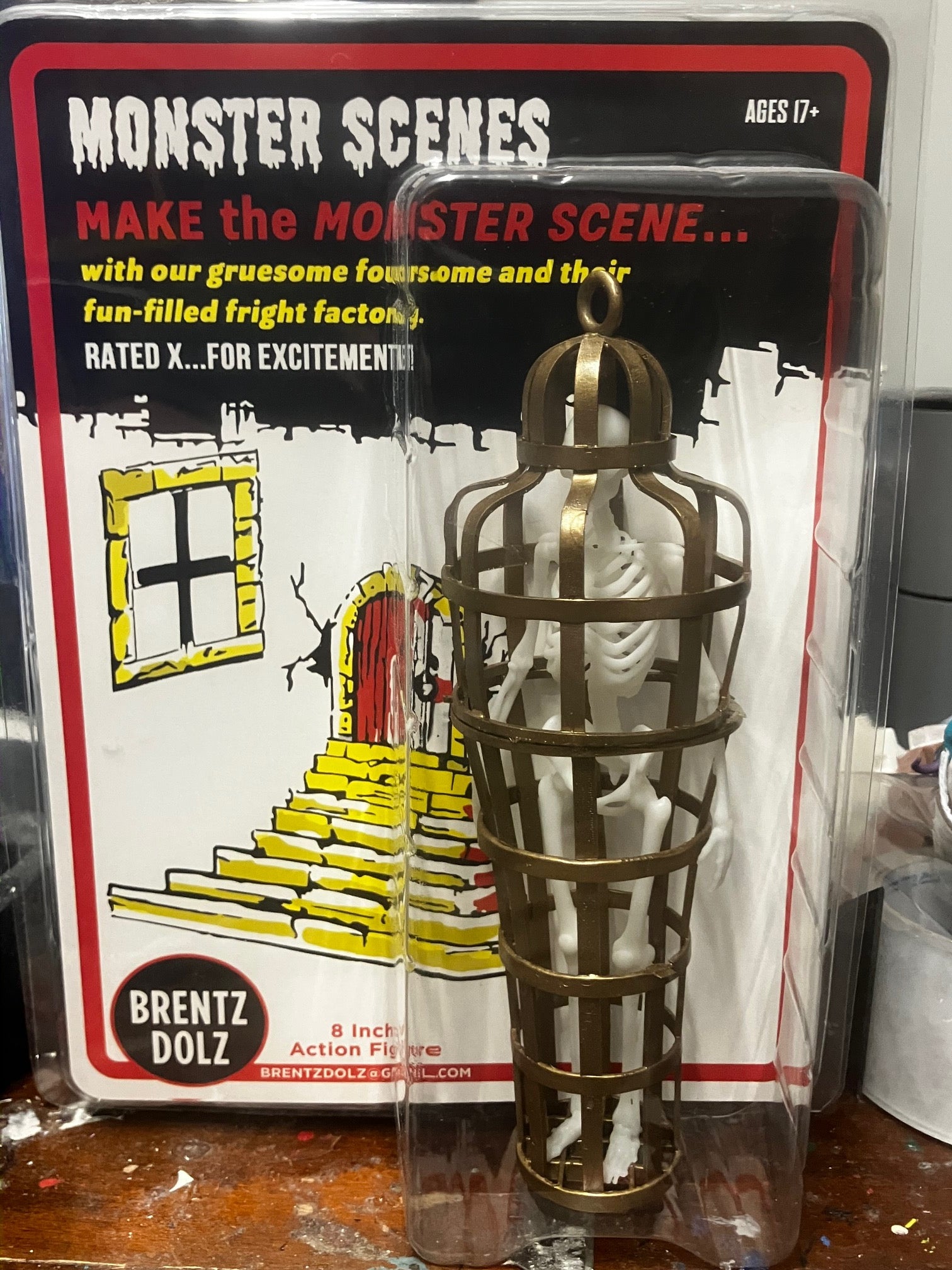 Brentz Dolz 1970's Monster Scenes - Hanging Gold Cage Accessory