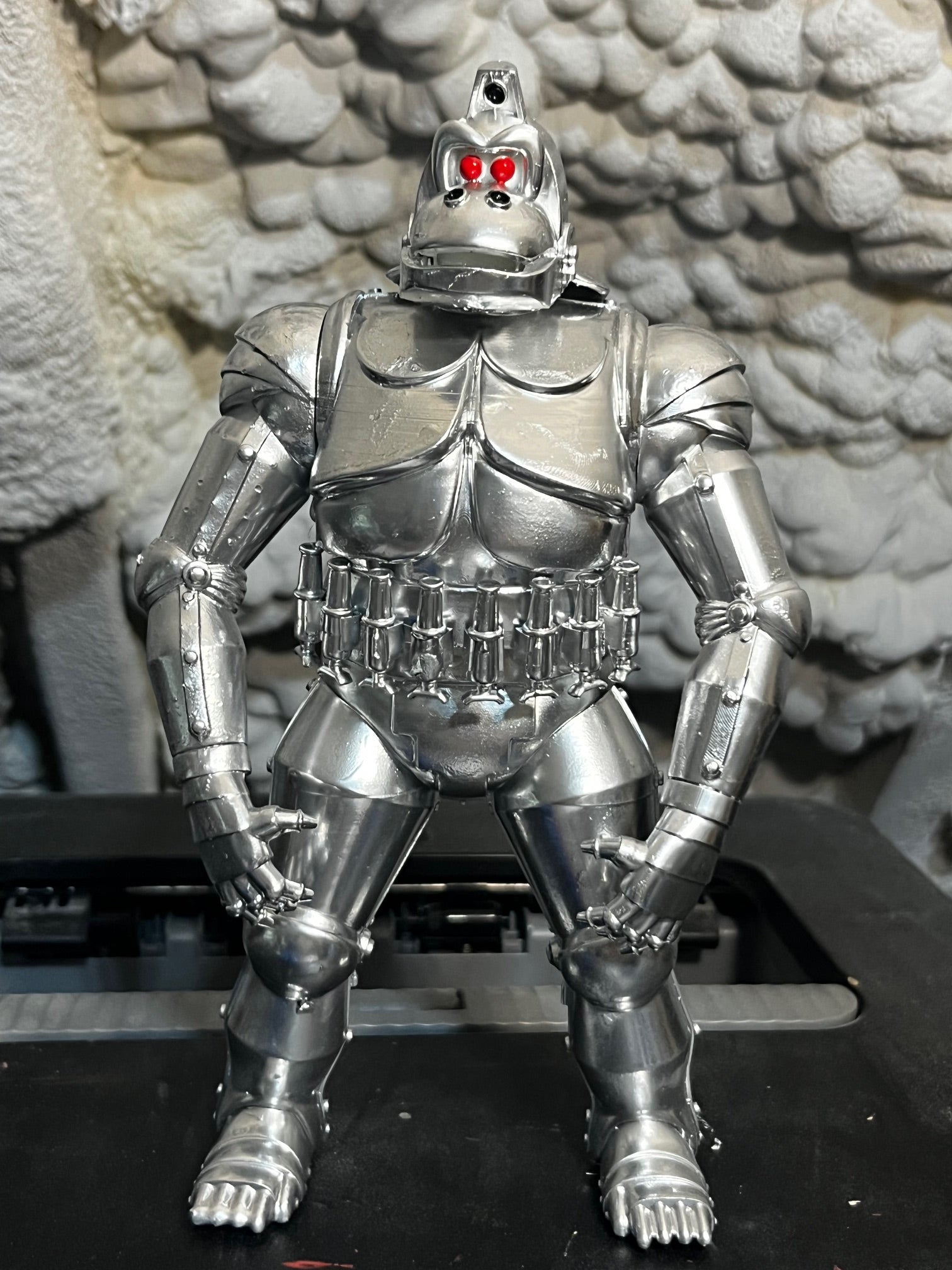Brentz Dolz - Mecha King Kong (Chrome) (Loose No Packaging) 8" Art Action Figure
