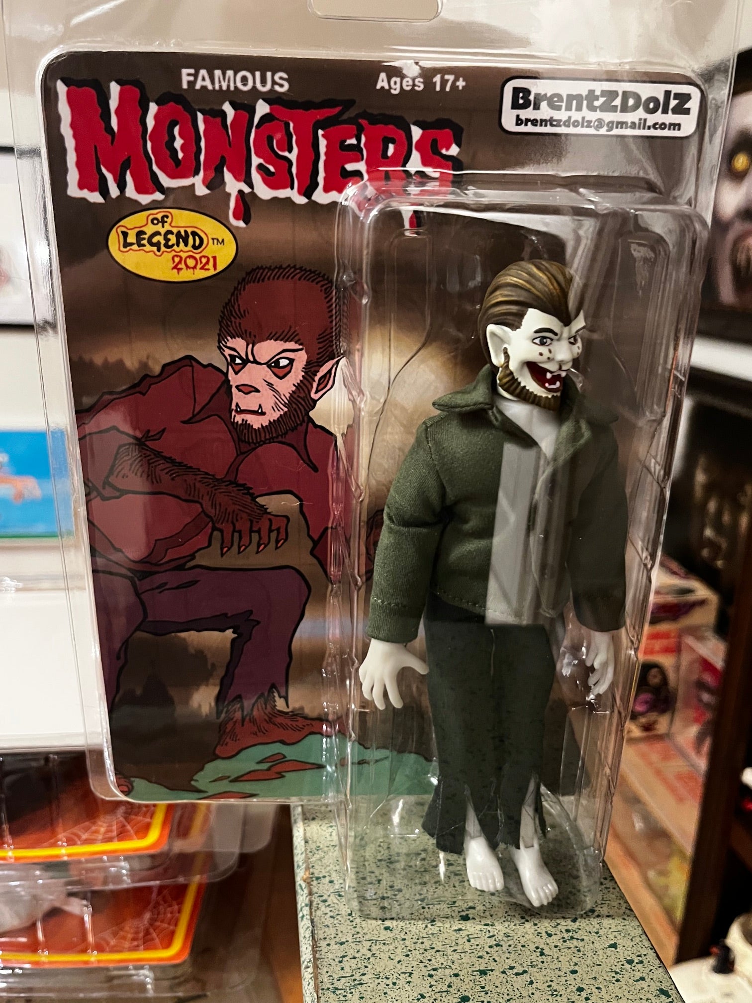 Brentz Dolz Tomland's Famous Monsters - Wolfman 8" Art Action Figure