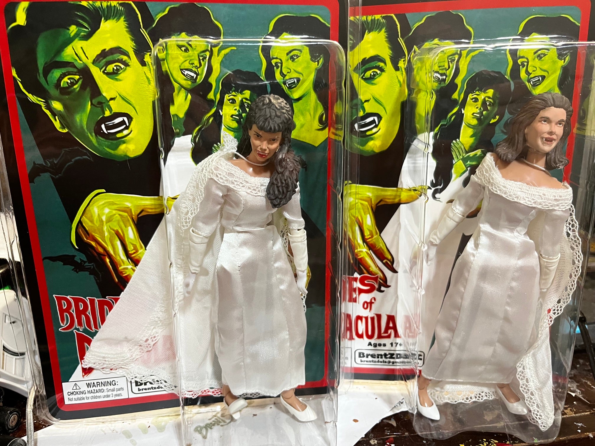 Brides Of Dracula (1960) - Dracula Brides 8" Art Action Figure Set