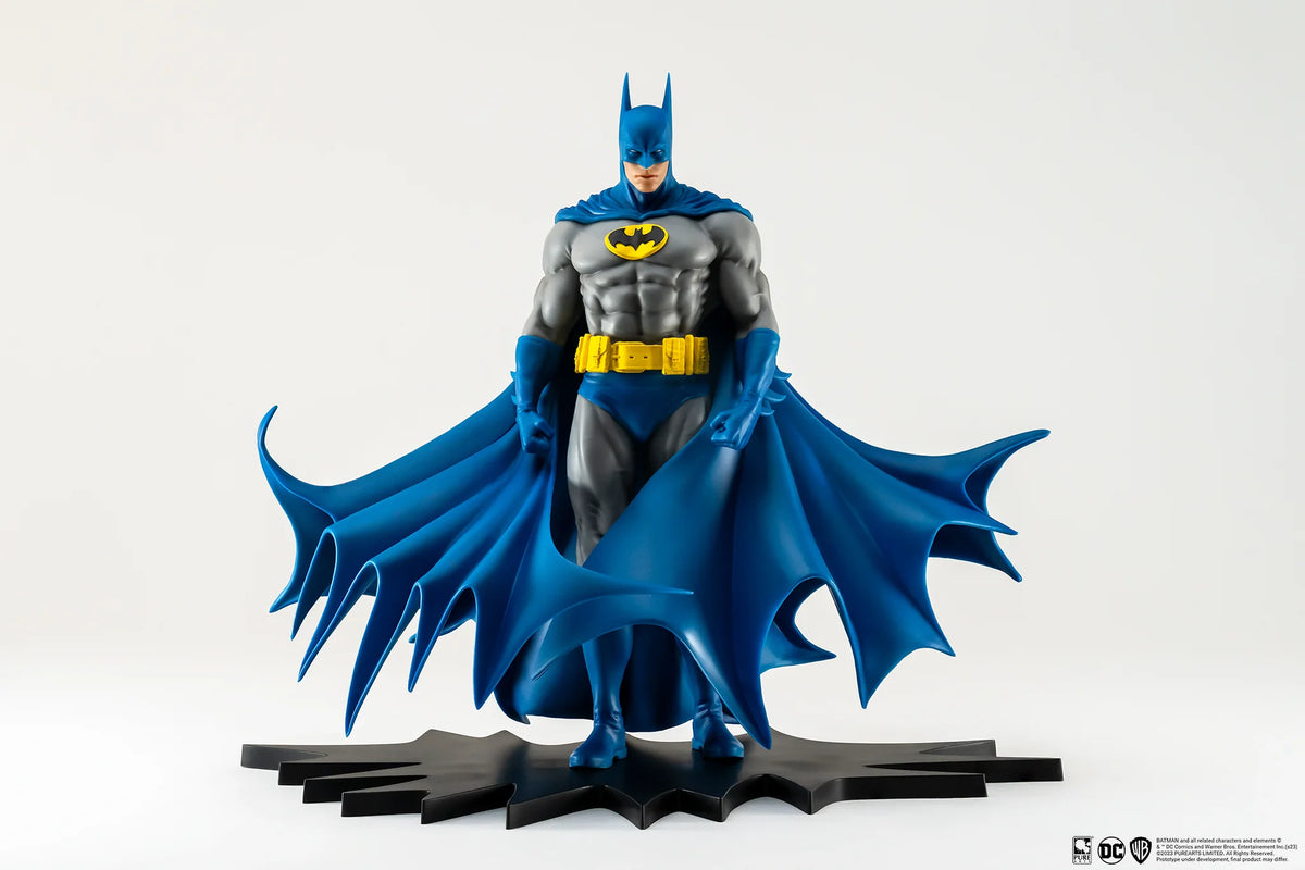 DIAMOND SELECT - DC Heroes - Batman (Classic Version) 1/8 Scale Statue