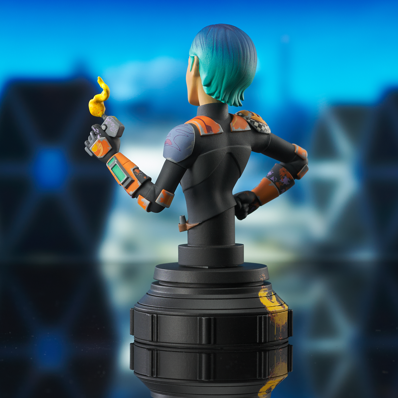 DIAMOND SELECT - Star Wars Rebels: Sabine Wren 1/7 Scale Limited Edition Bust