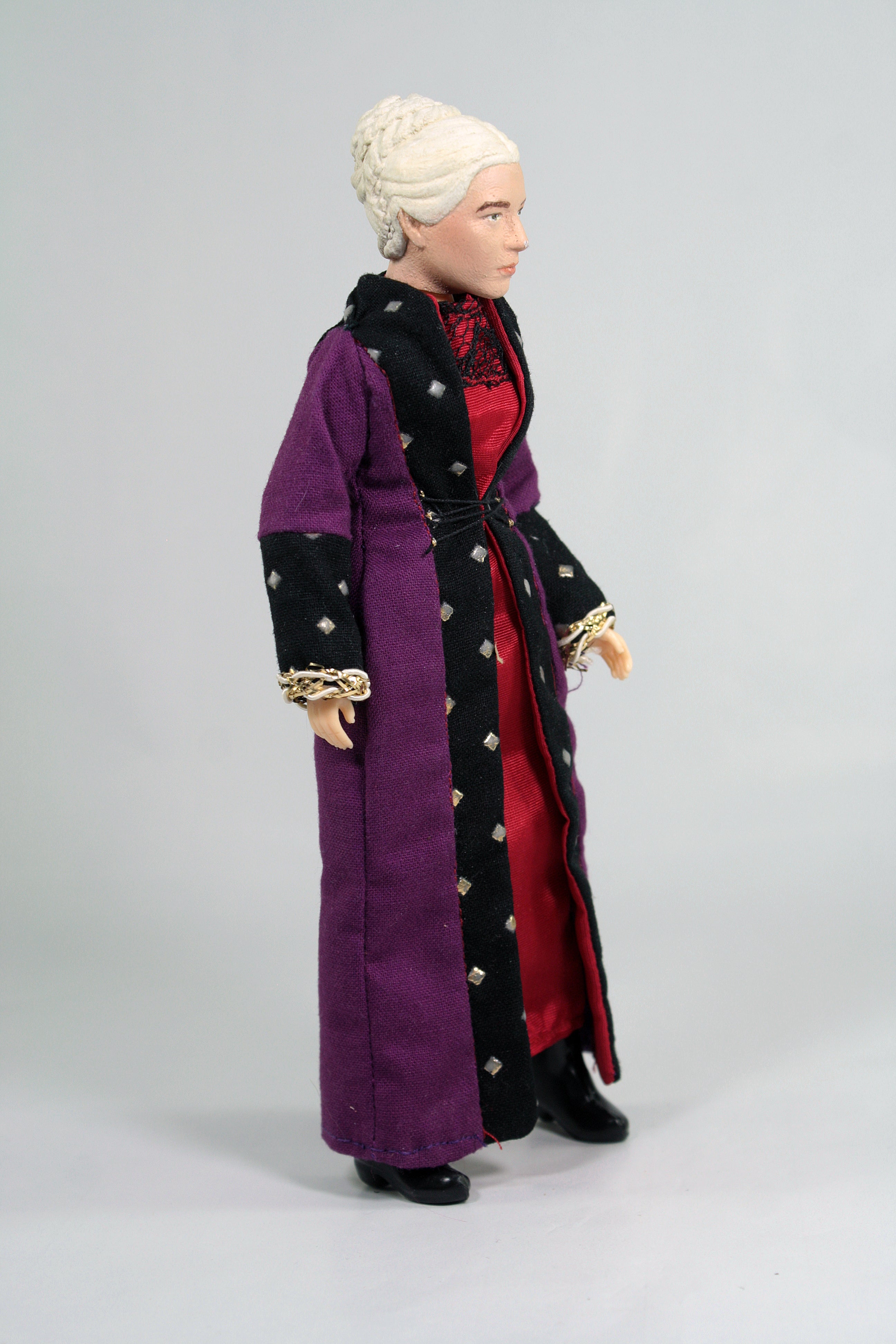 Mego Wave 18 - House of the Dragon - Rhaenyra Targaryen 8" Action Figure