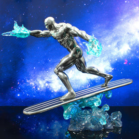 DIAMOND SELECT - Marvel - Silver Surfer (Comic) Gallery Diorama