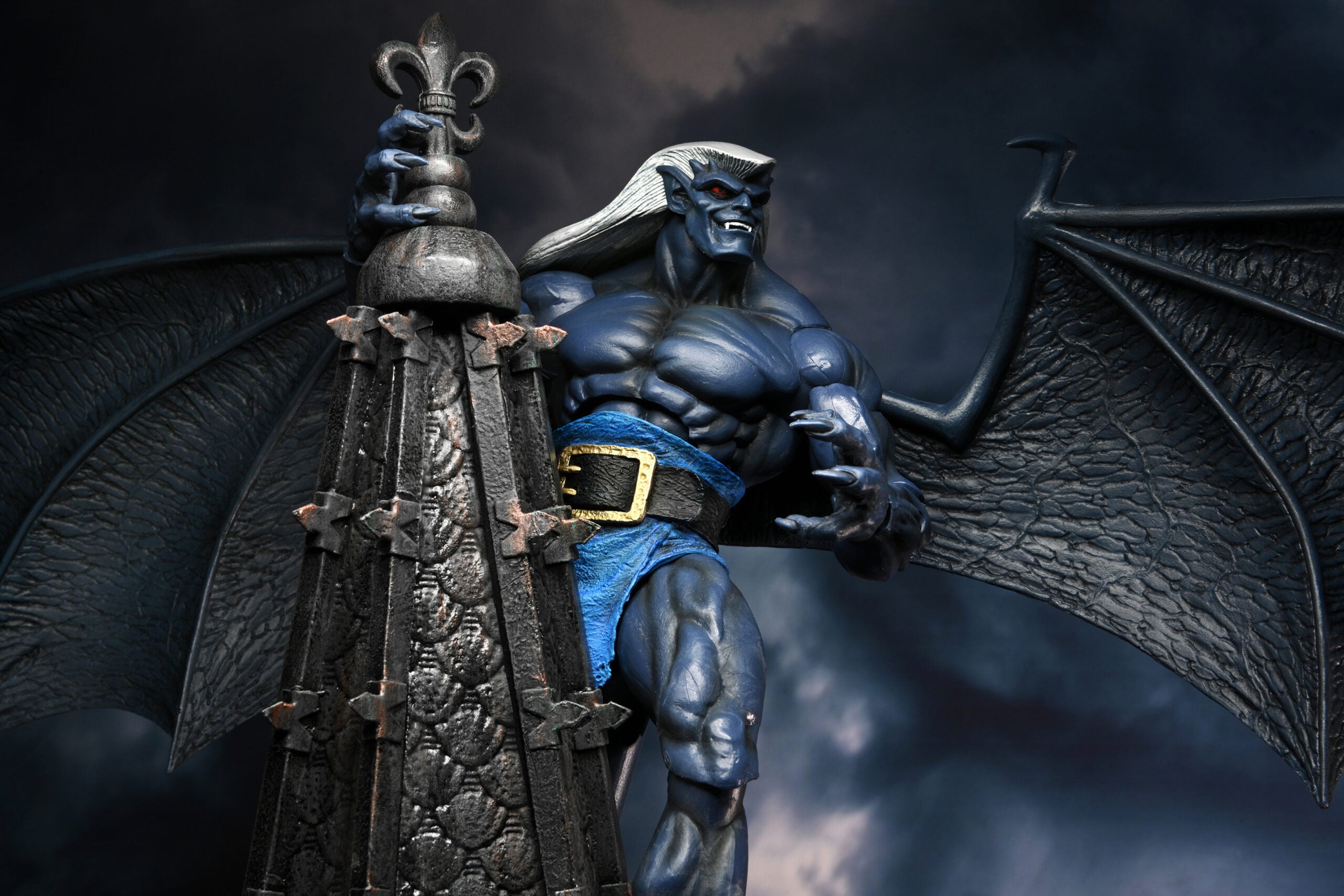 NECA - Gargoyles - Ultimate Thailog 7" Action Figure