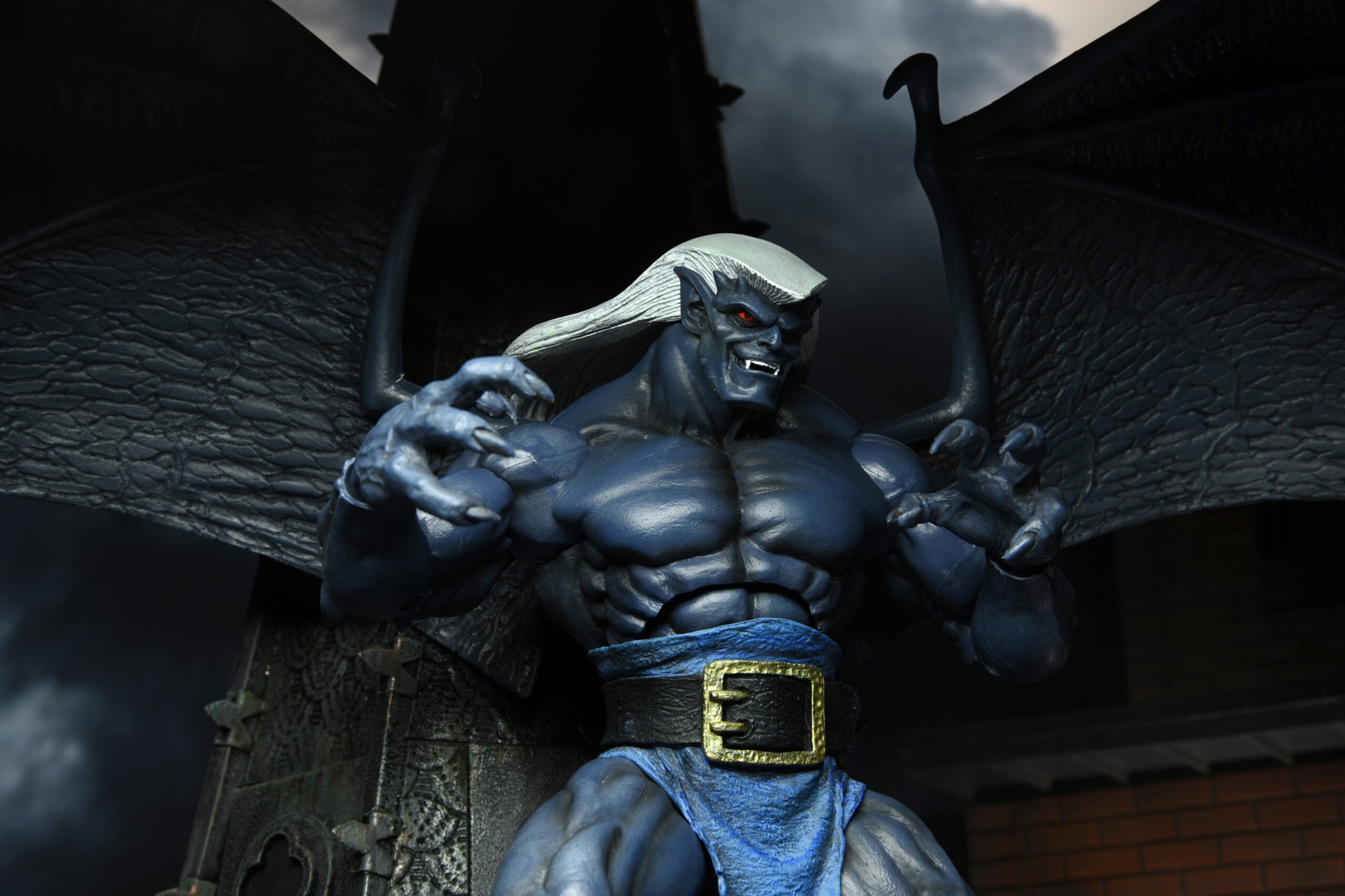 NECA - Gargoyles - Ultimate Thailog 7" Action Figure