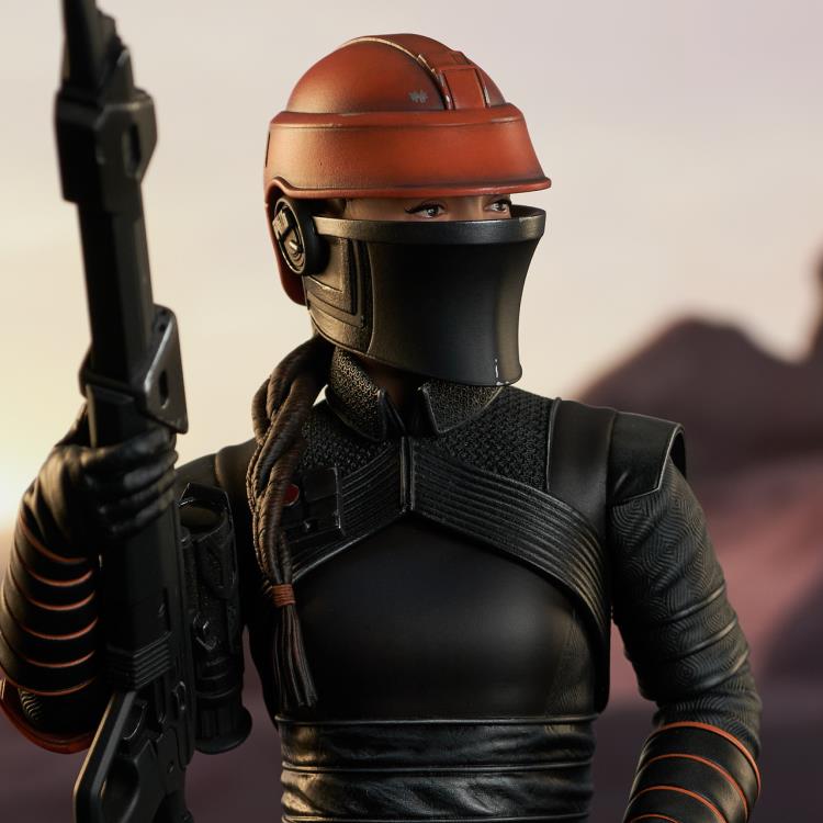 DIAMOND SELECT - Star Wars: The Mandalorian Fennec Shand 1/6 Scale Limited Edition Bust