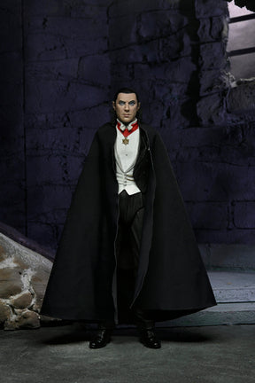 NECA - Universal Monsters - Ultimate Dracula (Transylvania) 7" Action Figure