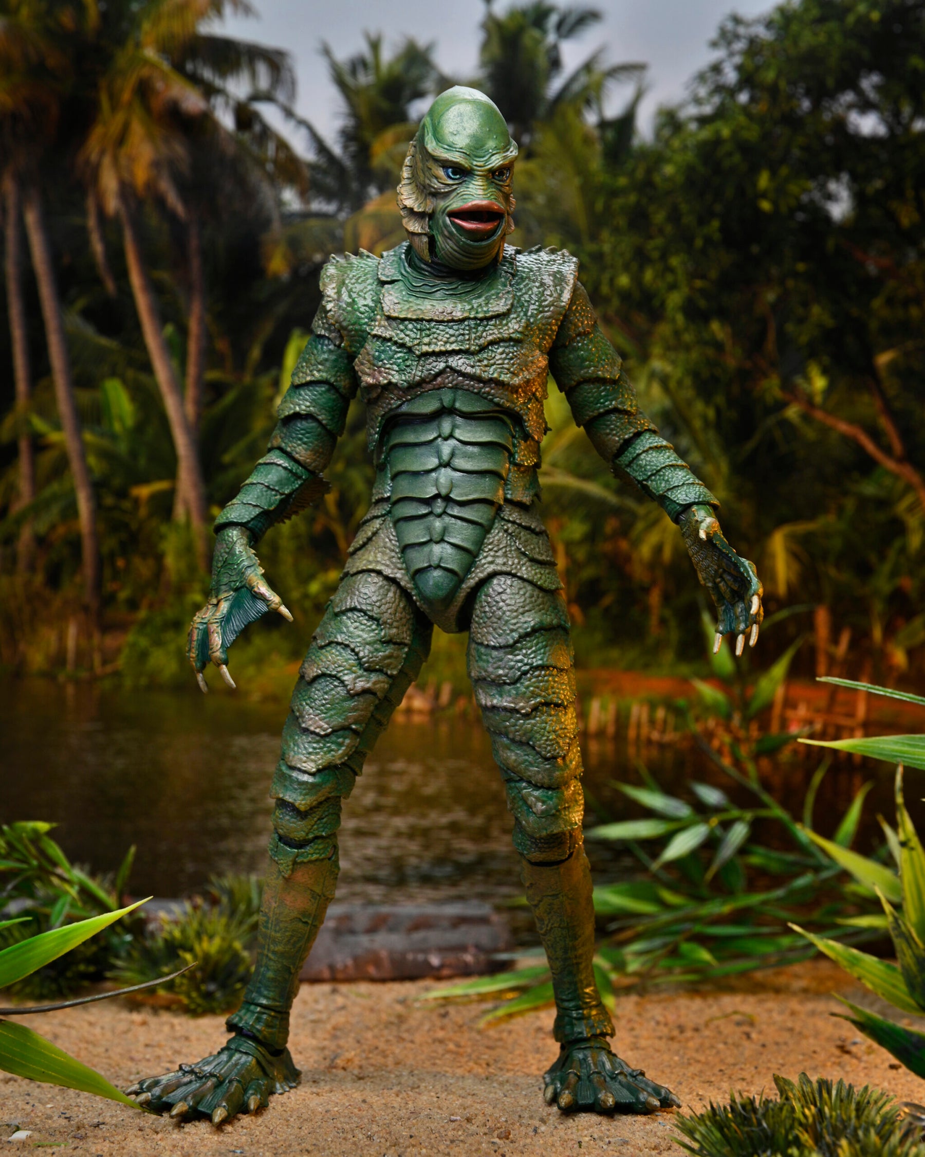 NECA Universal Monsters Ultimate Creature from the Black Lagoon (Color) 7” Action Figure