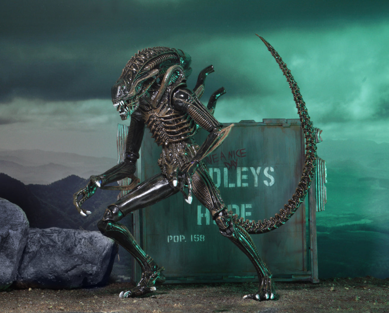 NECA - Aliens - Ultimate Alien Warrior (Brown) 7" Action Figure - Zlc Collectibles