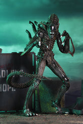 NECA - Aliens - Ultimate Alien Warrior (Brown) 7" Action Figure - Zlc Collectibles
