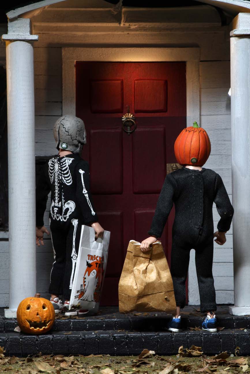 NECA - Halloween 3 - Season of the Witch 8" Scale Clothed Action Figures - Zlc Collectibles
