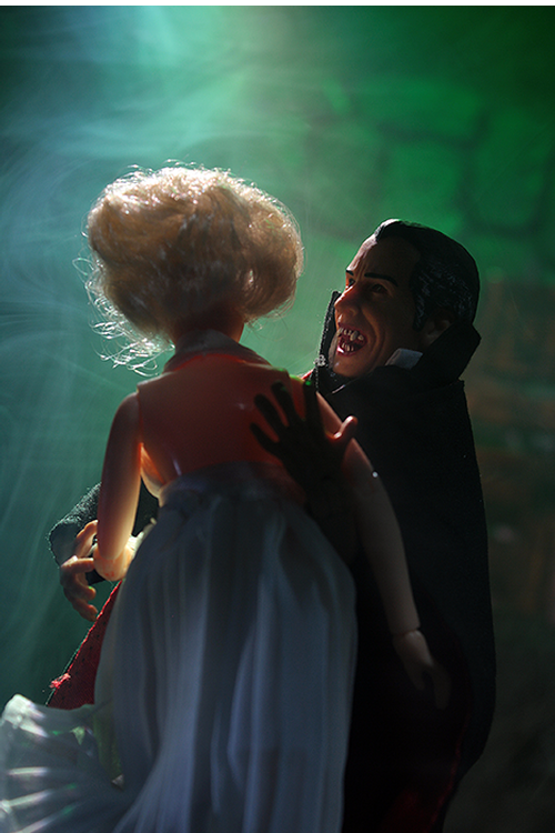 Mego Horror Wave 10 - Hammer Dracula 8" Action Figure - Zlc Collectibles