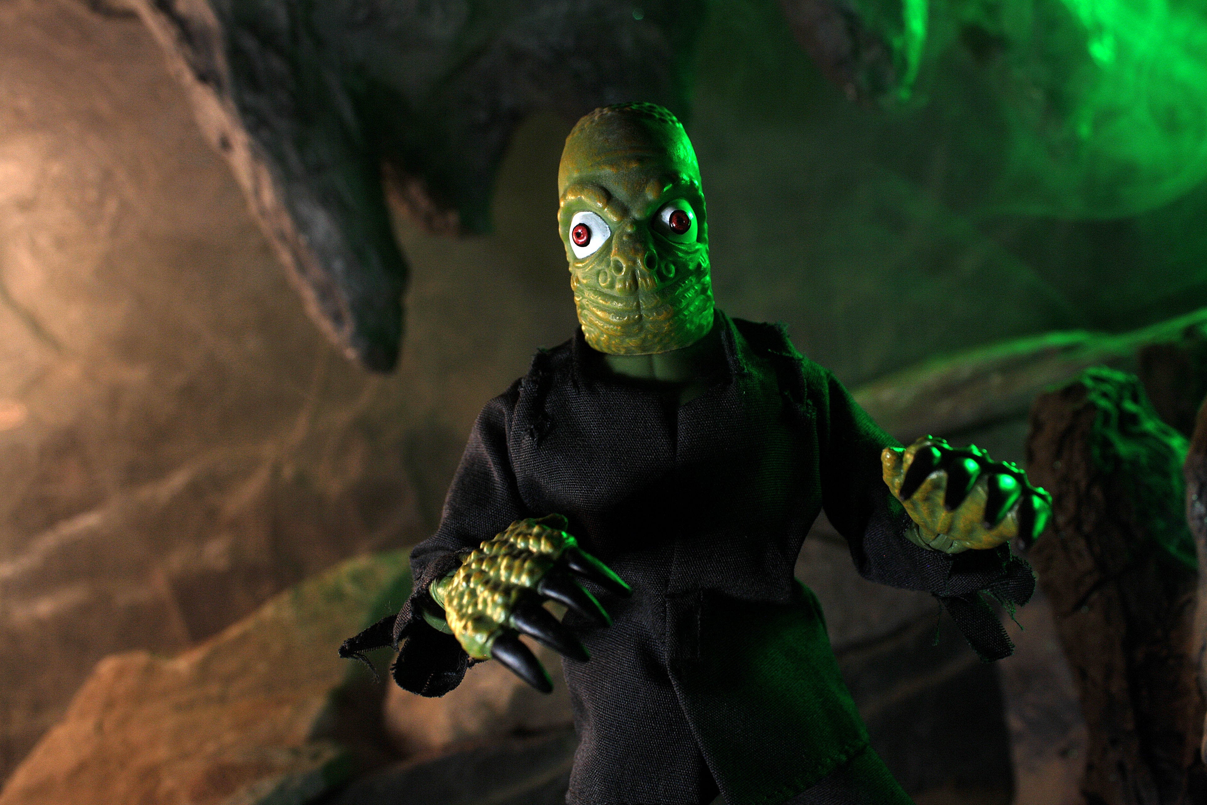 Mego Horror Wave 14 - Universal Mole People (Window Box) 8" Action Figure