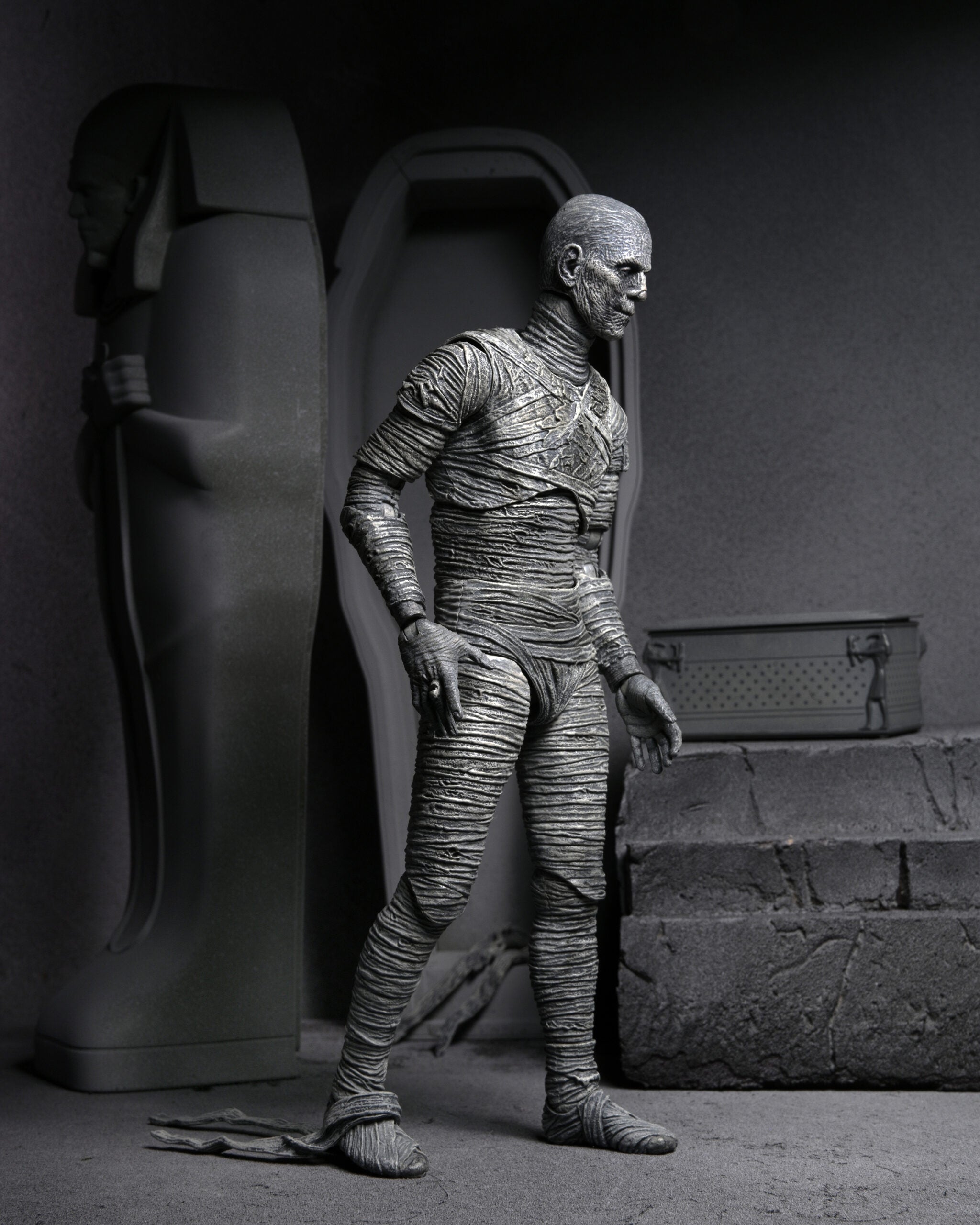 NECA - Universal Monsters - Ultimate Mummy (B&W) 7" Action Figure